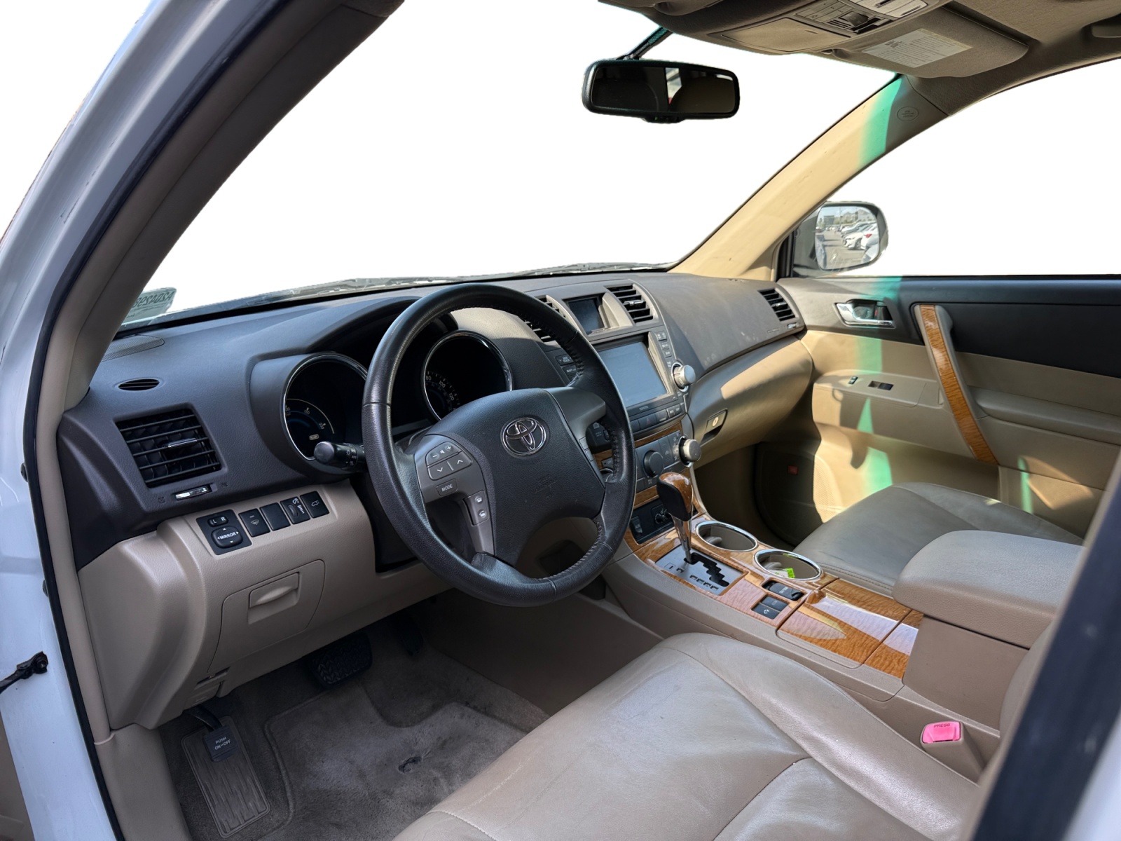 Sold 2010 Toyota Highlander Hybrid Limited w/3rd Row in Fontana