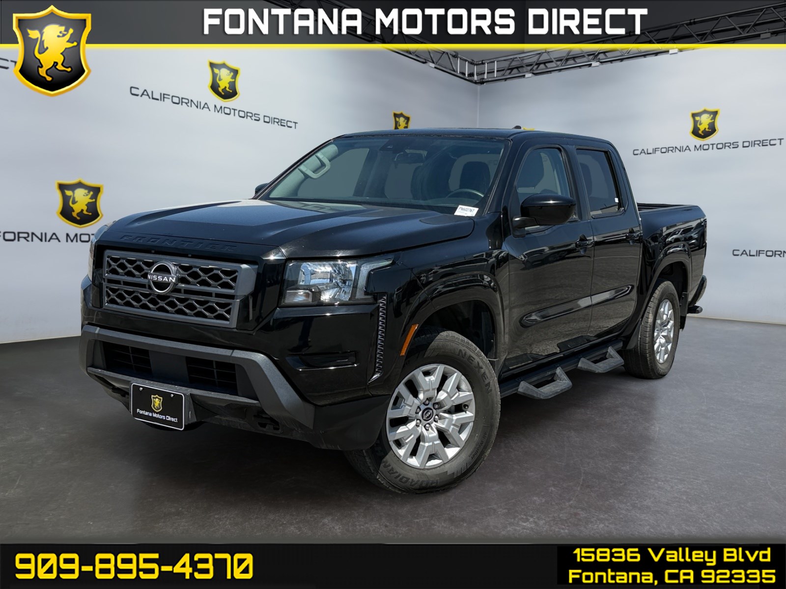 2023 Nissan Frontier SV Crew Cab 4X4 SWB's photo