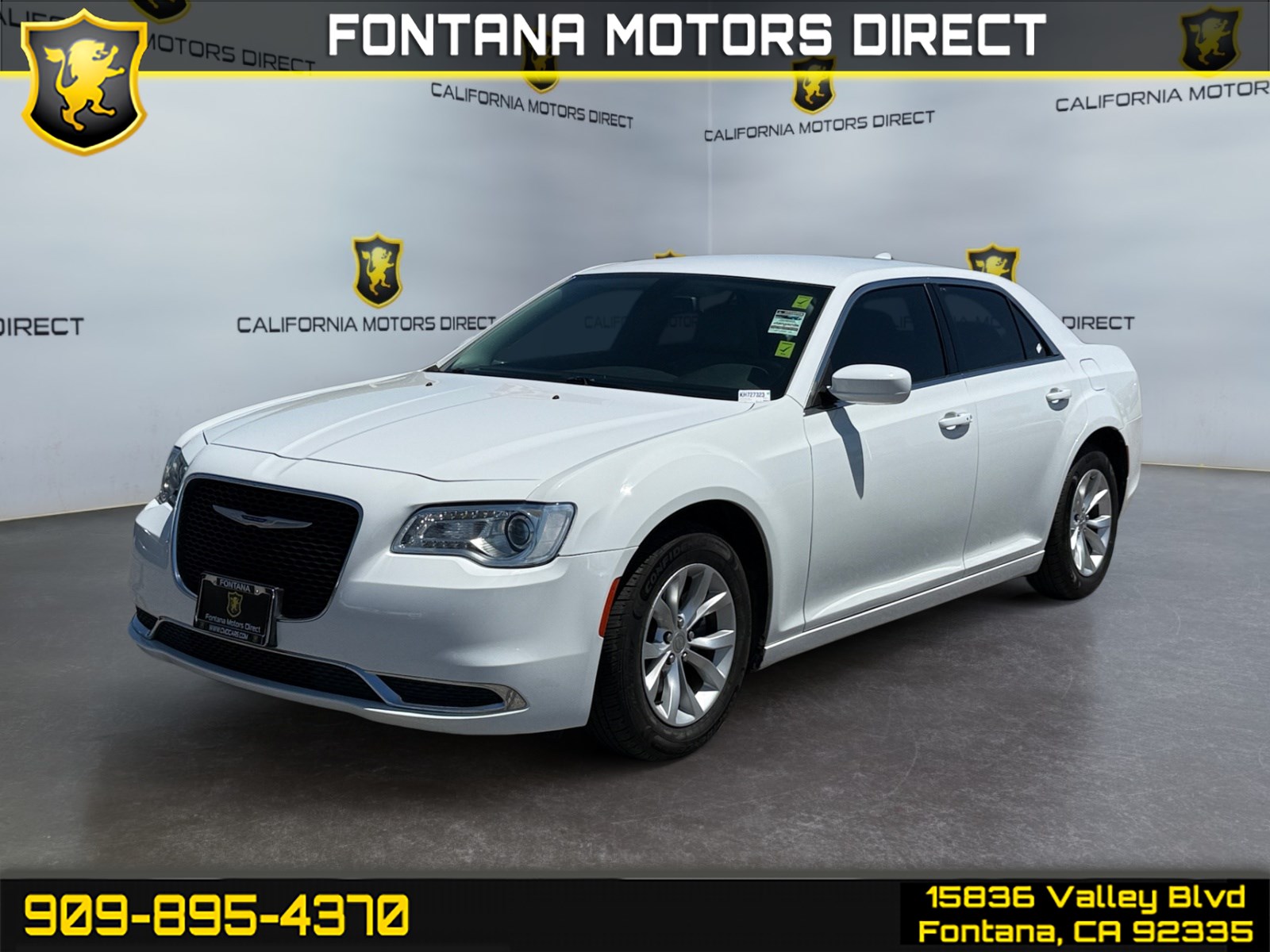 Bright White Clearcoat 2019 Chrysler 300 Sedan Rear-Wheel Drive Automatic