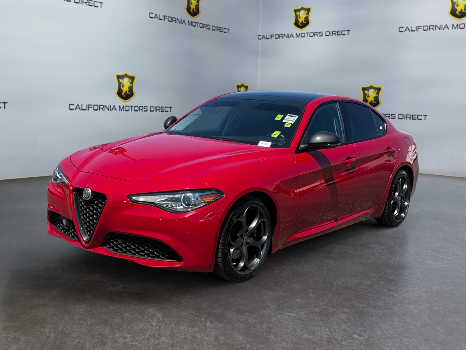 Alfa Romeo Giulia photo 23