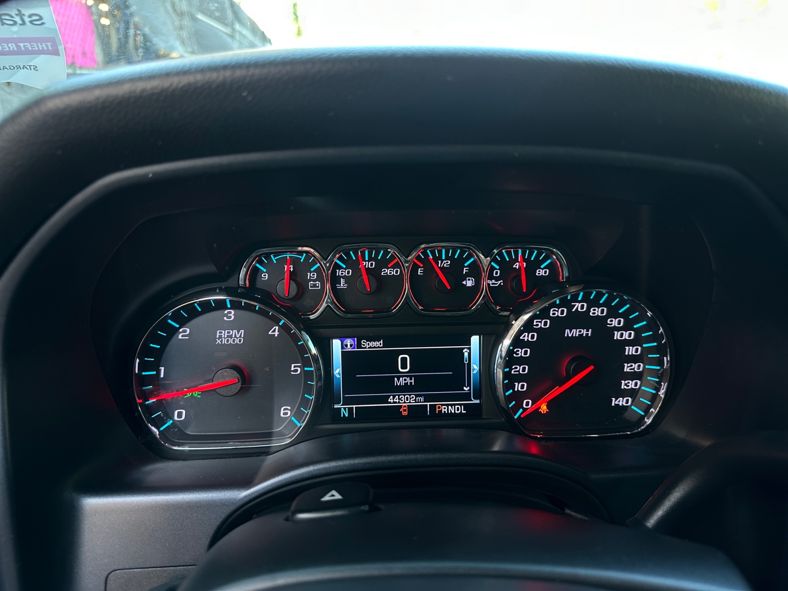 Chevrolet Silverado photo 19