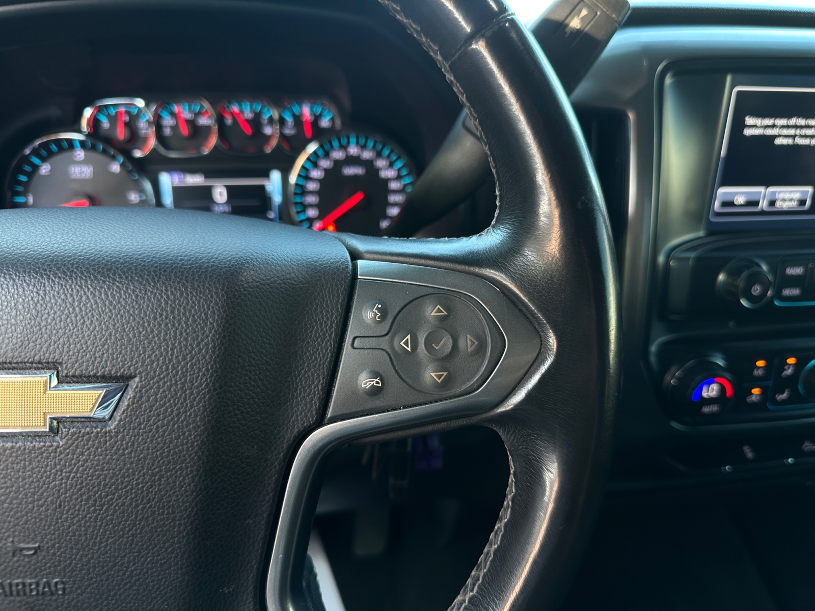 Chevrolet Silverado photo 18