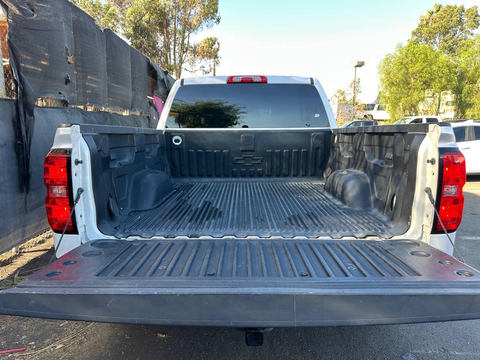 Chevrolet Silverado photo 24