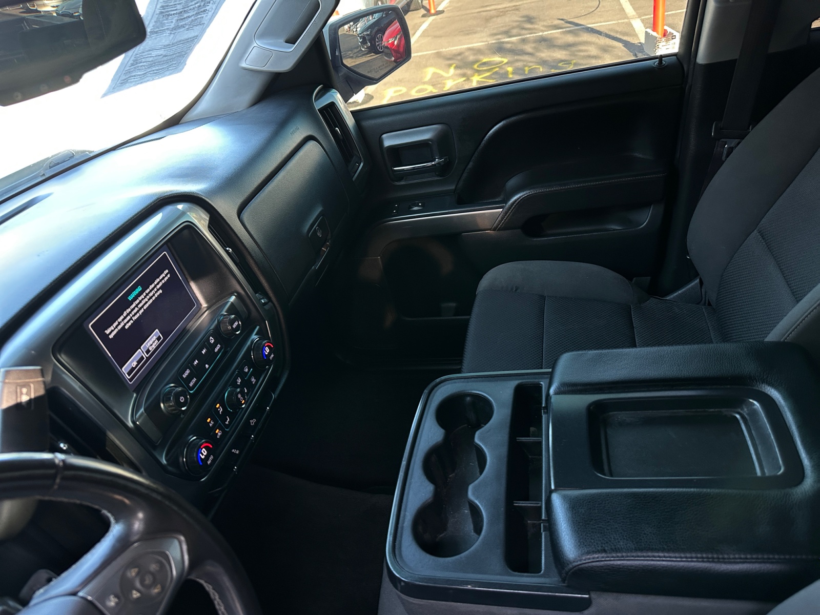Chevrolet Silverado photo 21