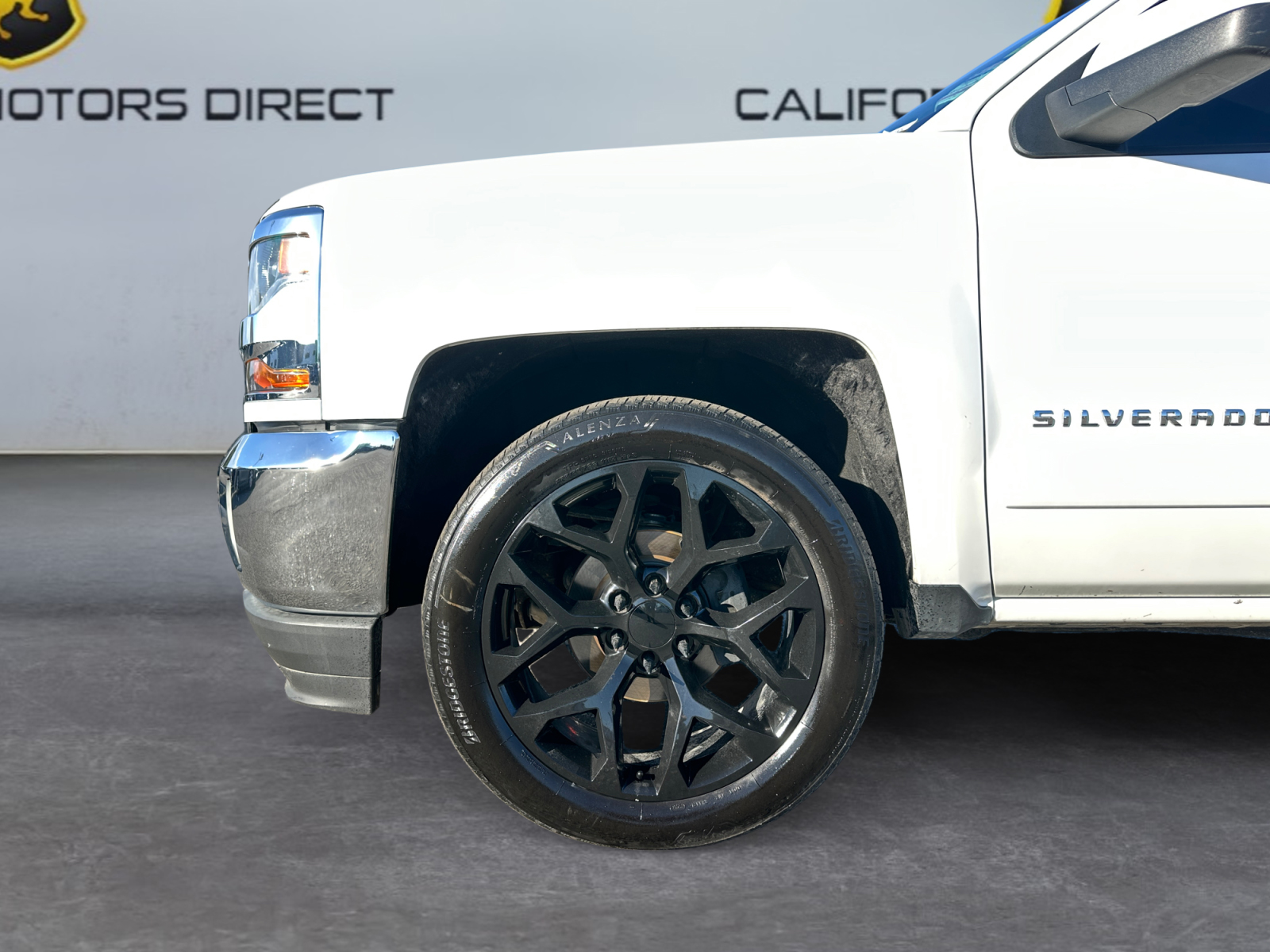 Chevrolet Silverado photo 13