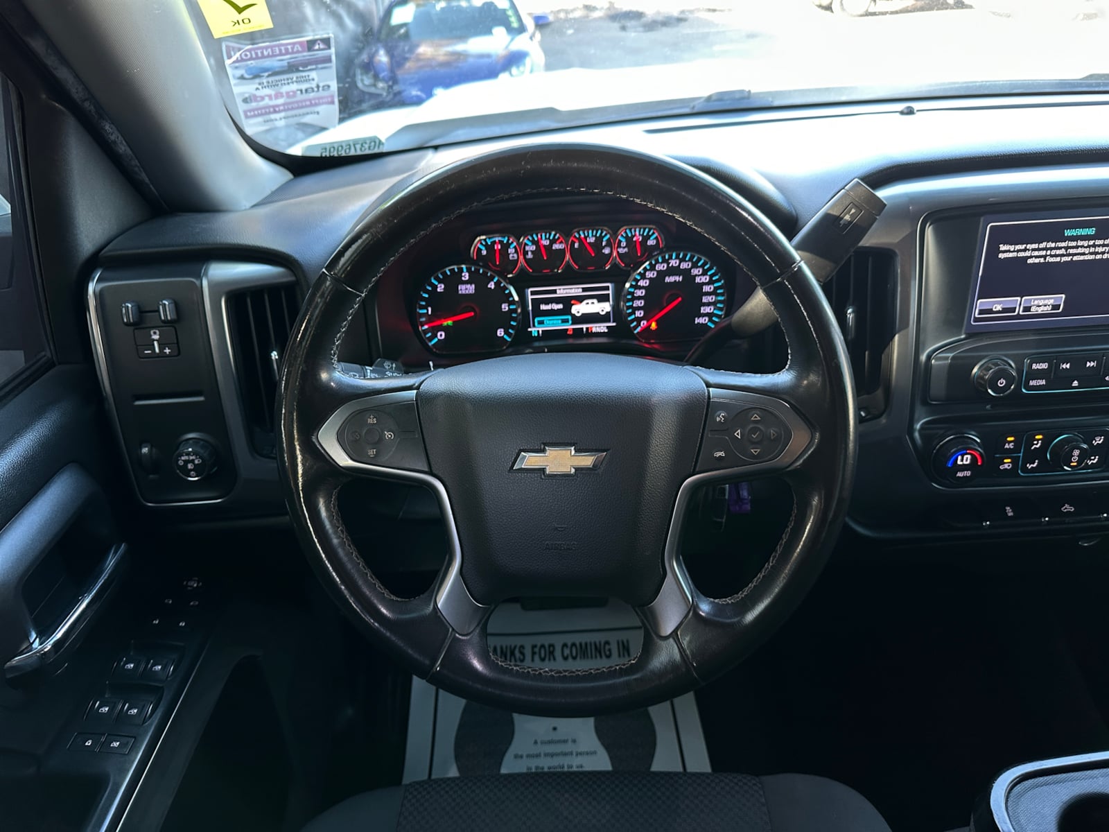 Chevrolet Silverado photo 11