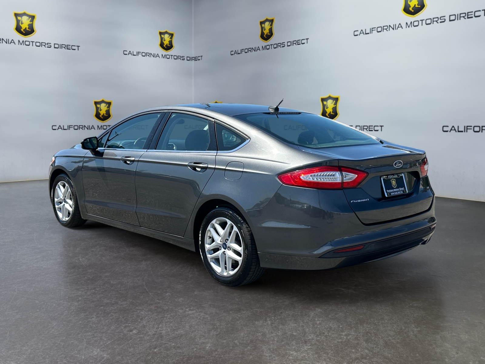 Ford Fusion photo 3