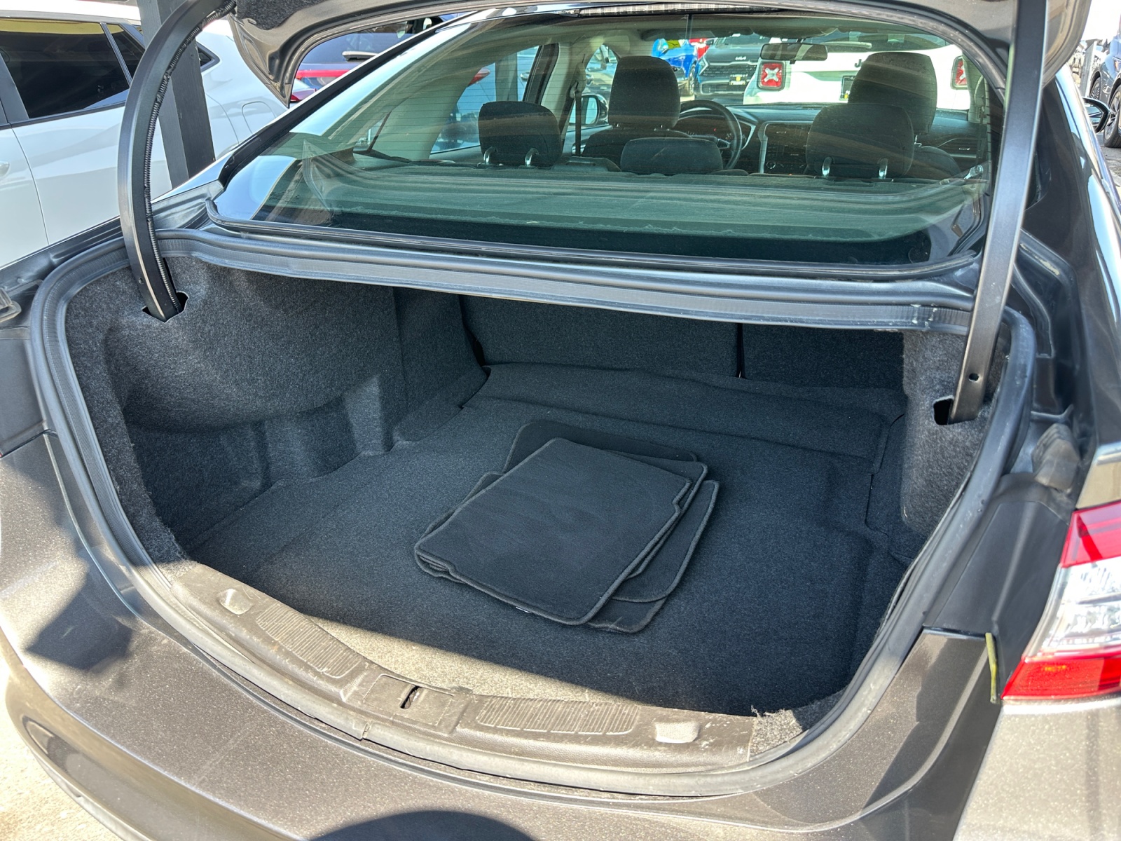 Ford Fusion photo 26