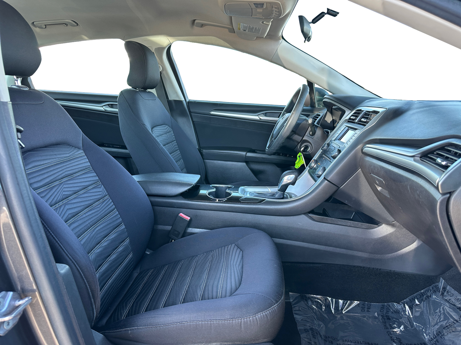 Ford Fusion photo 15