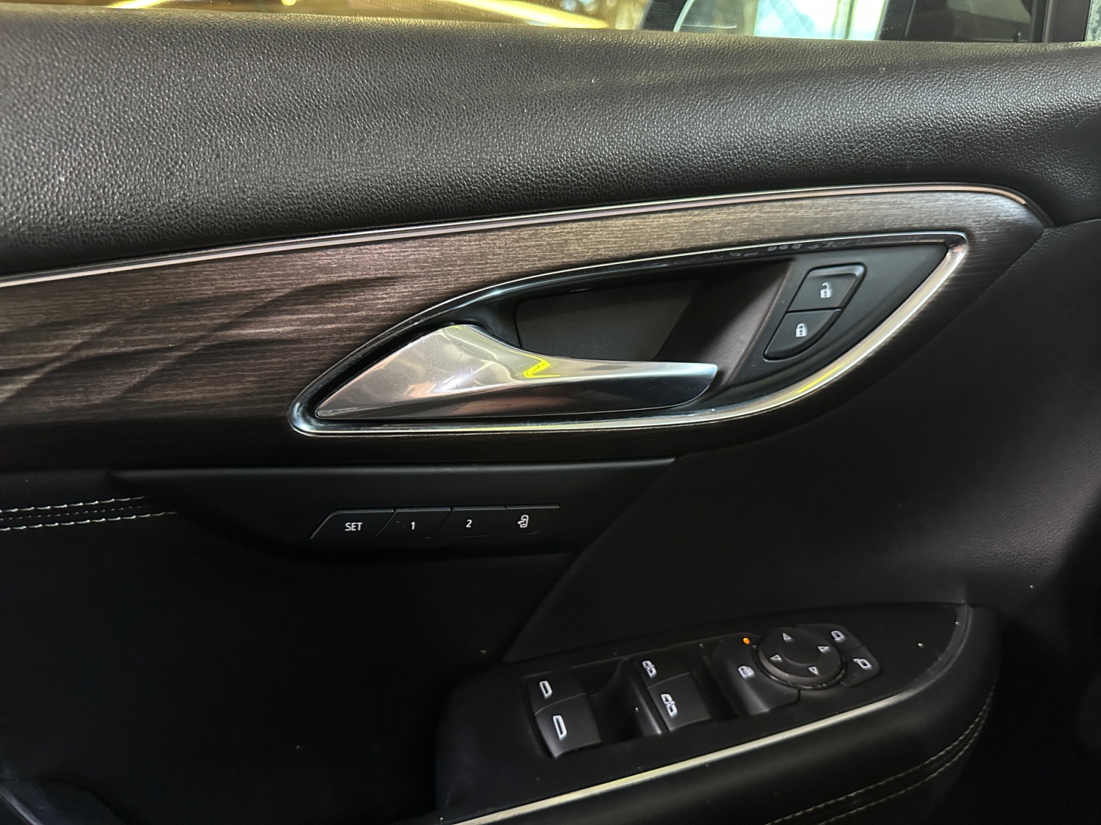 Buick Envision photo 17