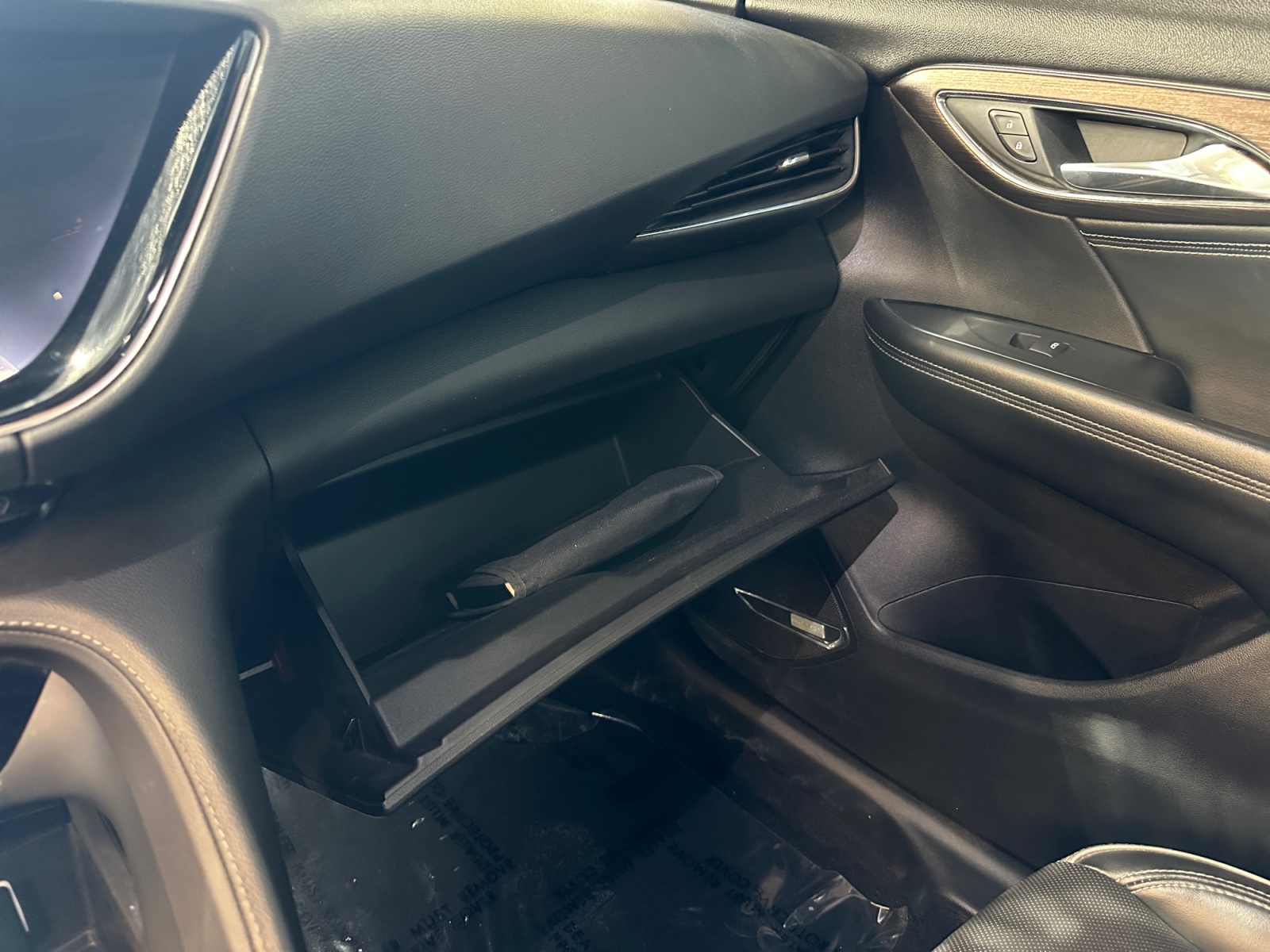 Buick Envision photo 23