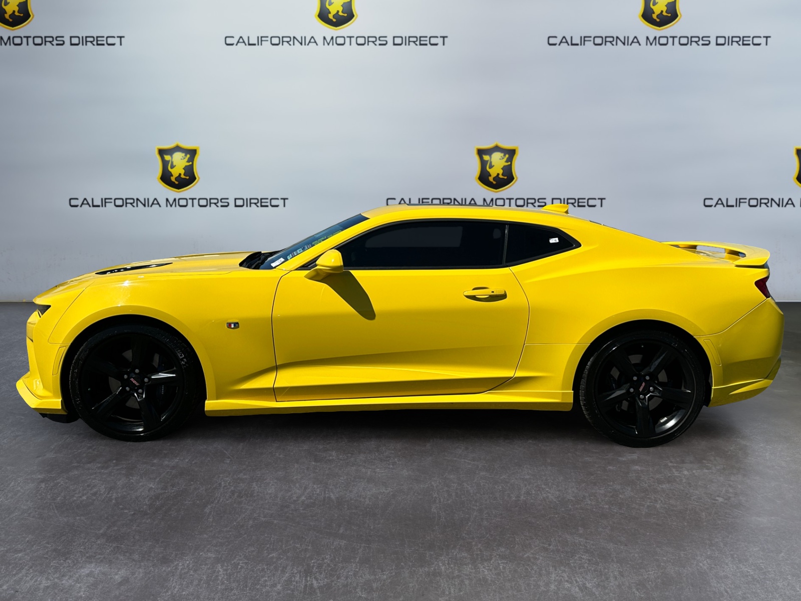 Chevrolet Camaro photo 2