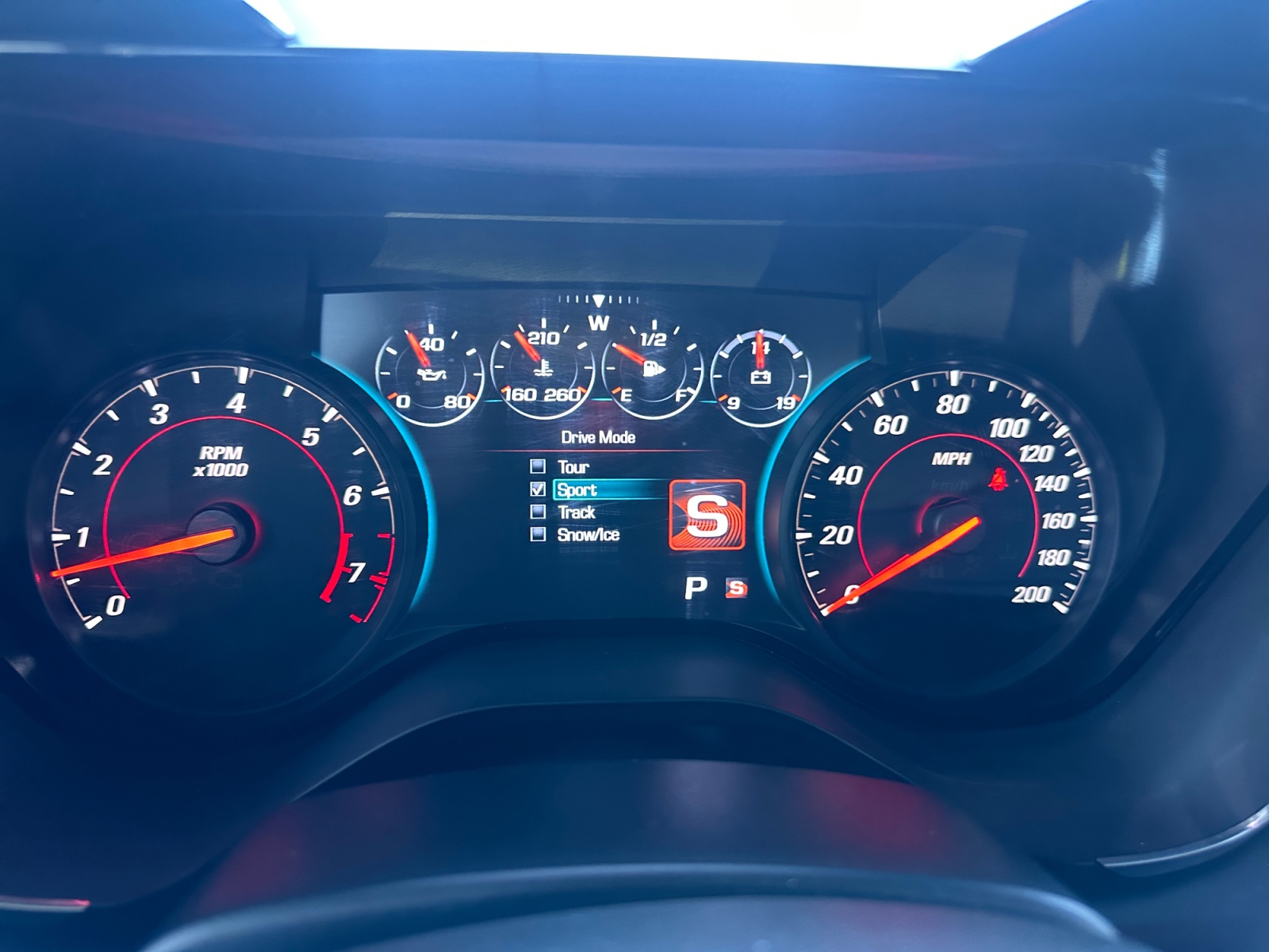 Chevrolet Camaro photo 17