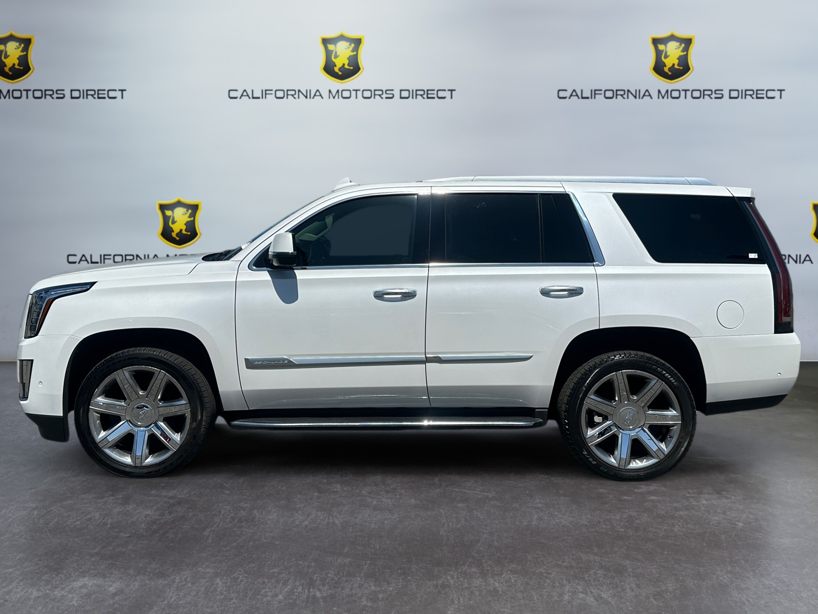 Cadillac Escalade photo 2