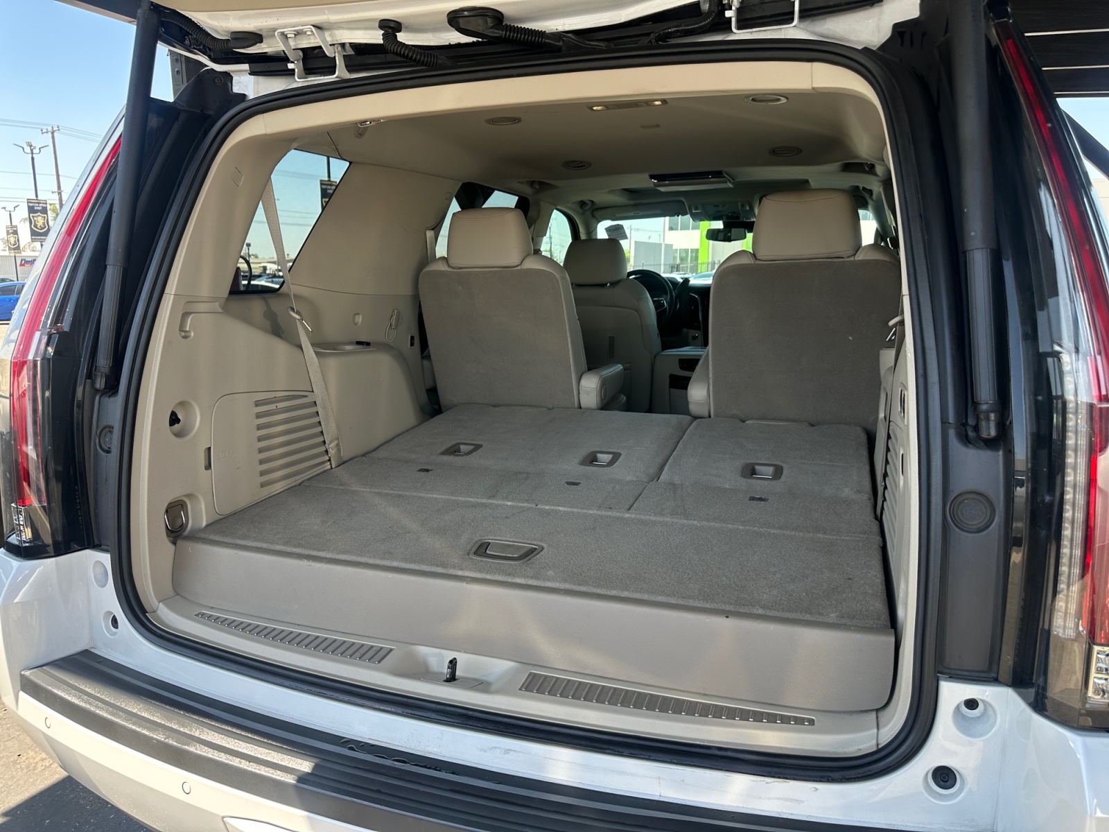 Cadillac Escalade photo 29
