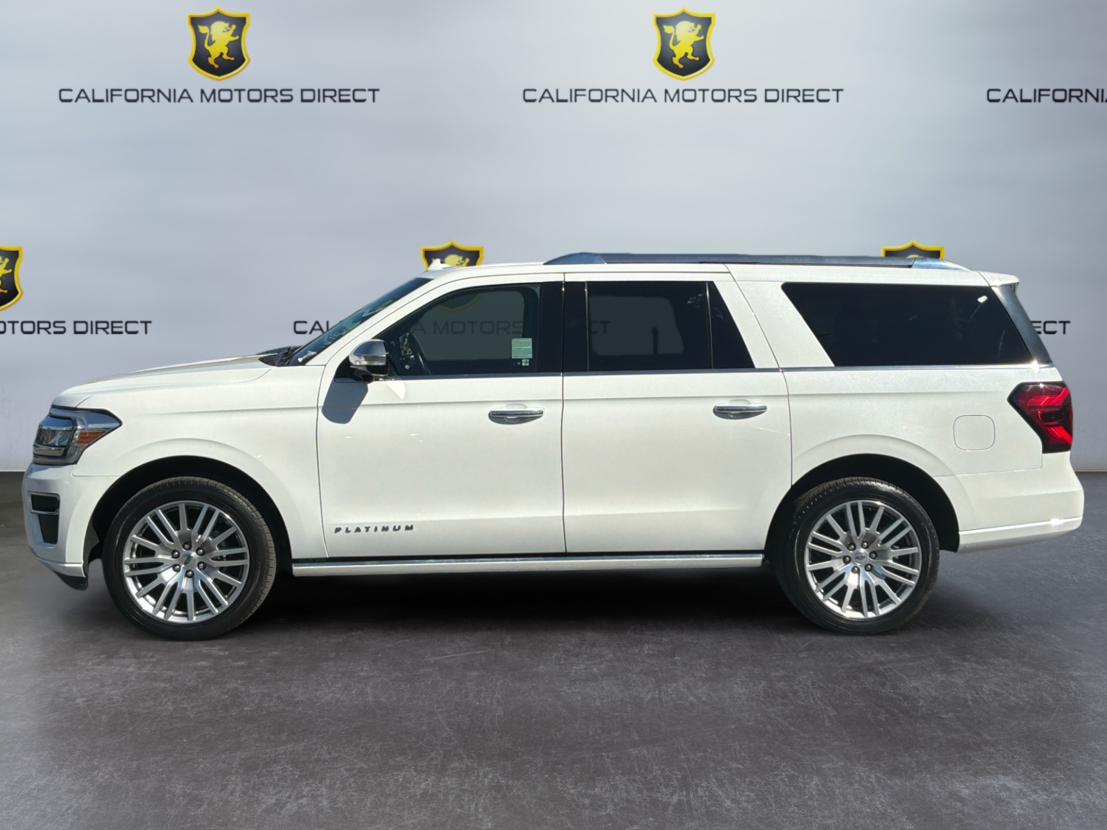 Ford Expedition MAX photo 2
