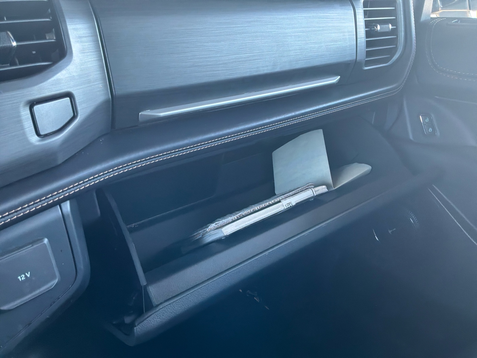 Ford Expedition MAX photo 22