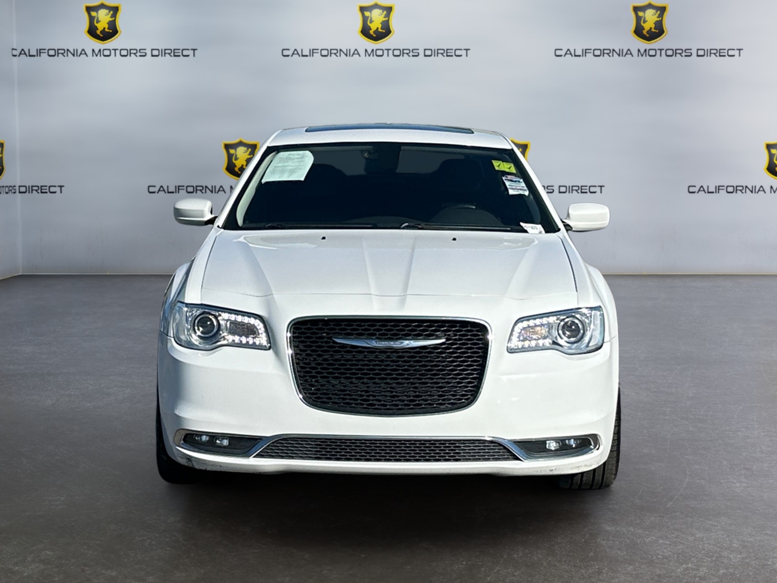 Chrysler 300 photo 8