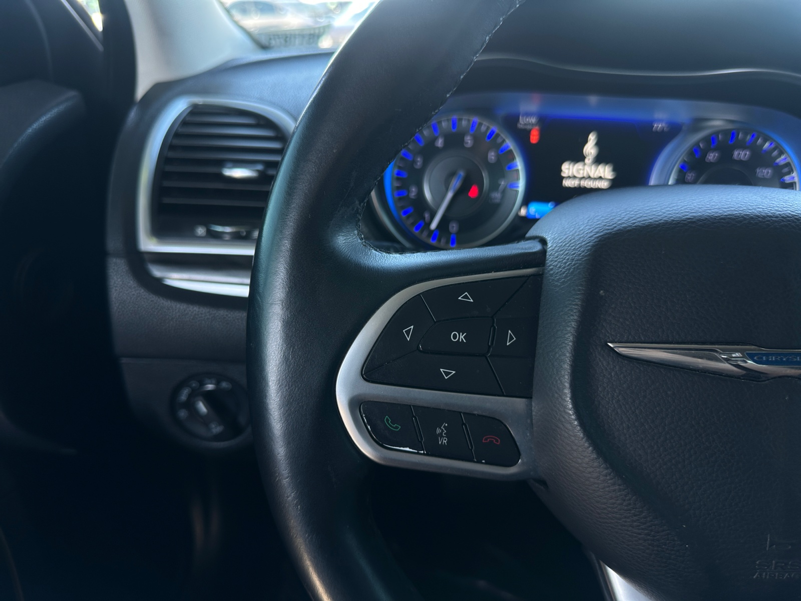 Chrysler 300 photo 20