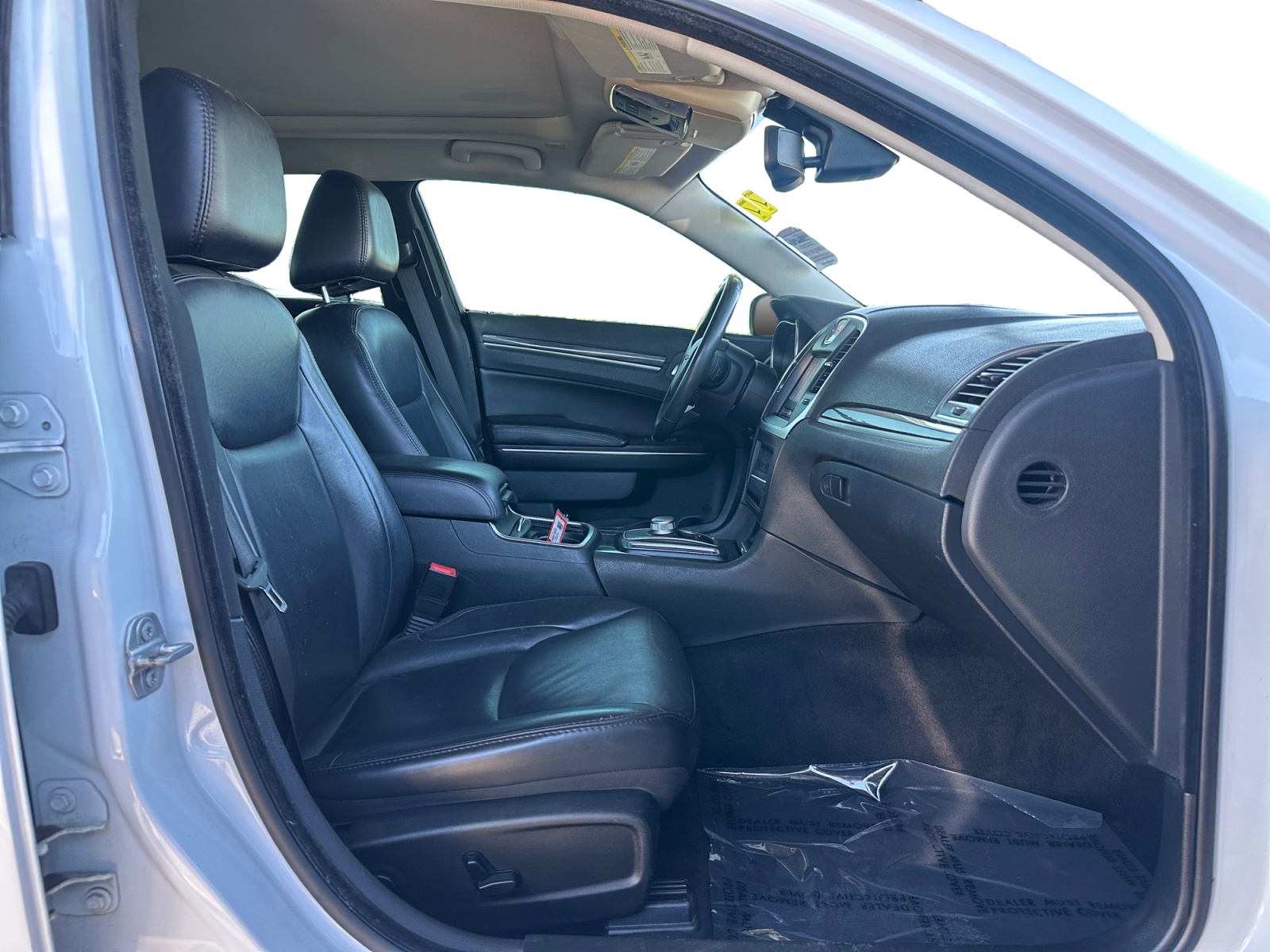 Chrysler 300 photo 15