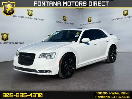 2017 Chrysler 300 Limited