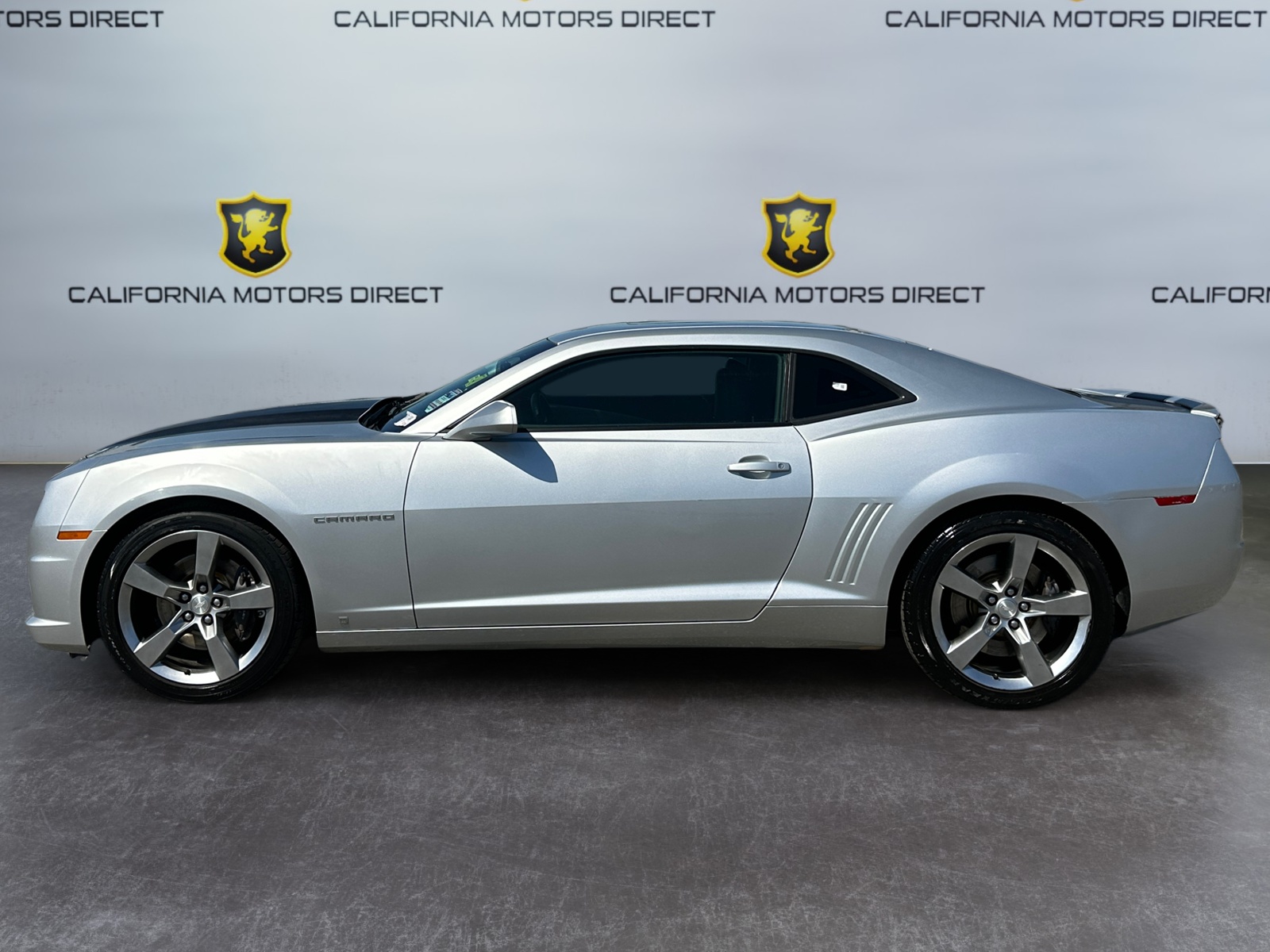 Chevrolet Camaro photo 2