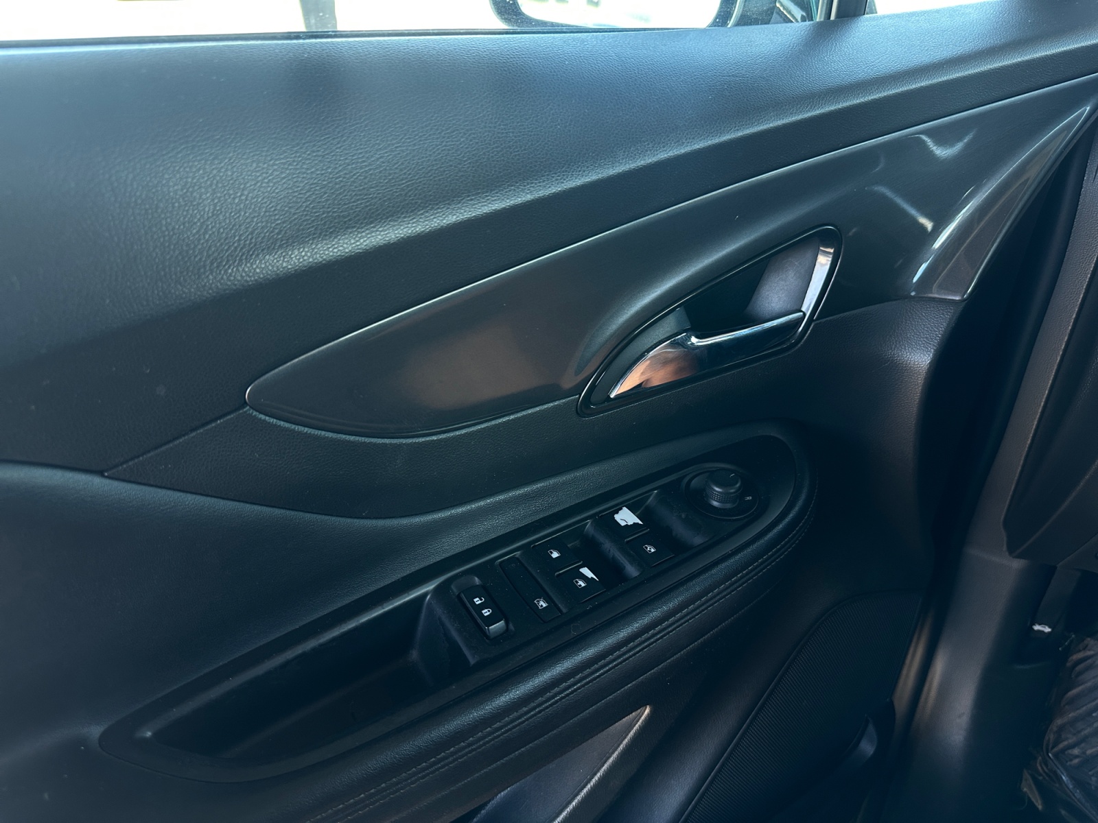 Buick Encore photo 16