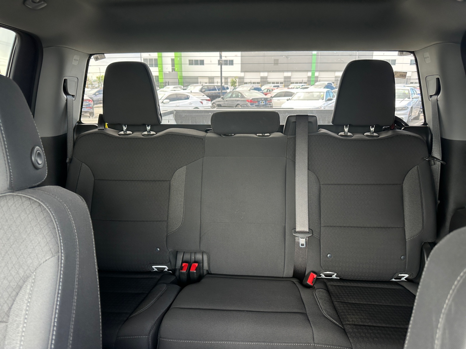 Chevrolet Silverado photo 24