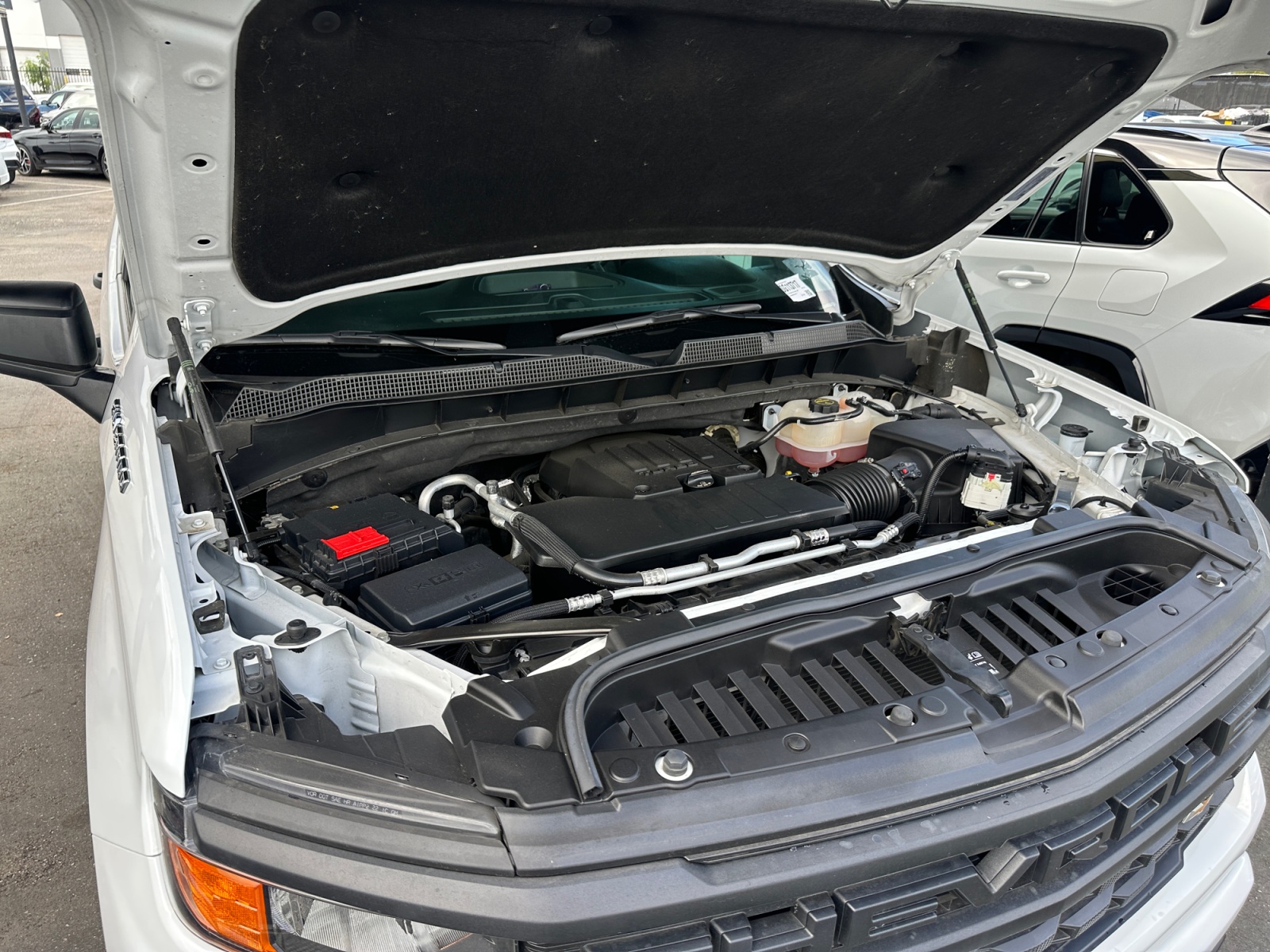Chevrolet Silverado photo 27