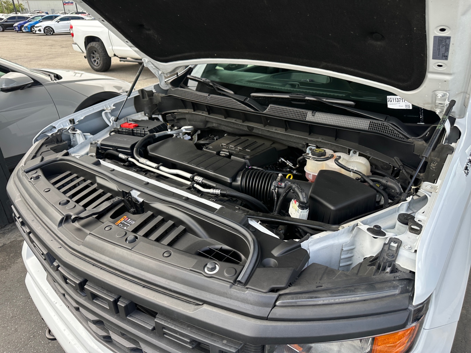 Chevrolet Silverado photo 28