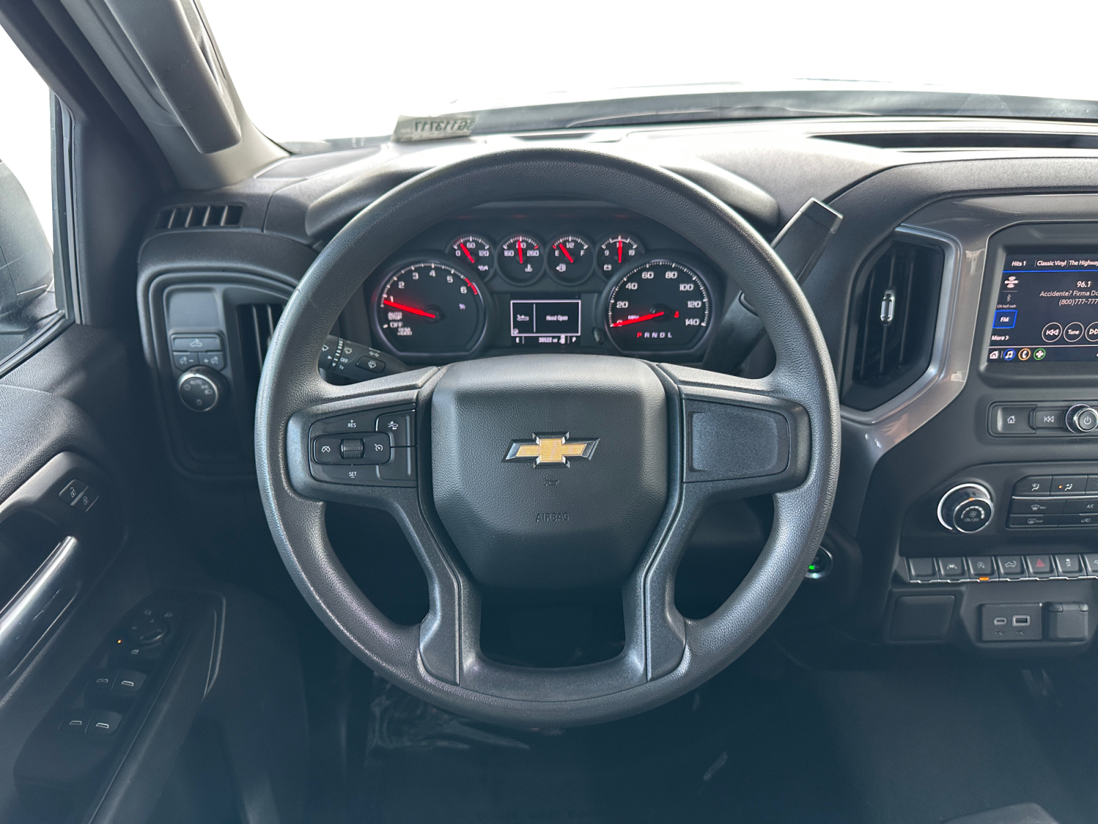 Chevrolet Silverado photo 12