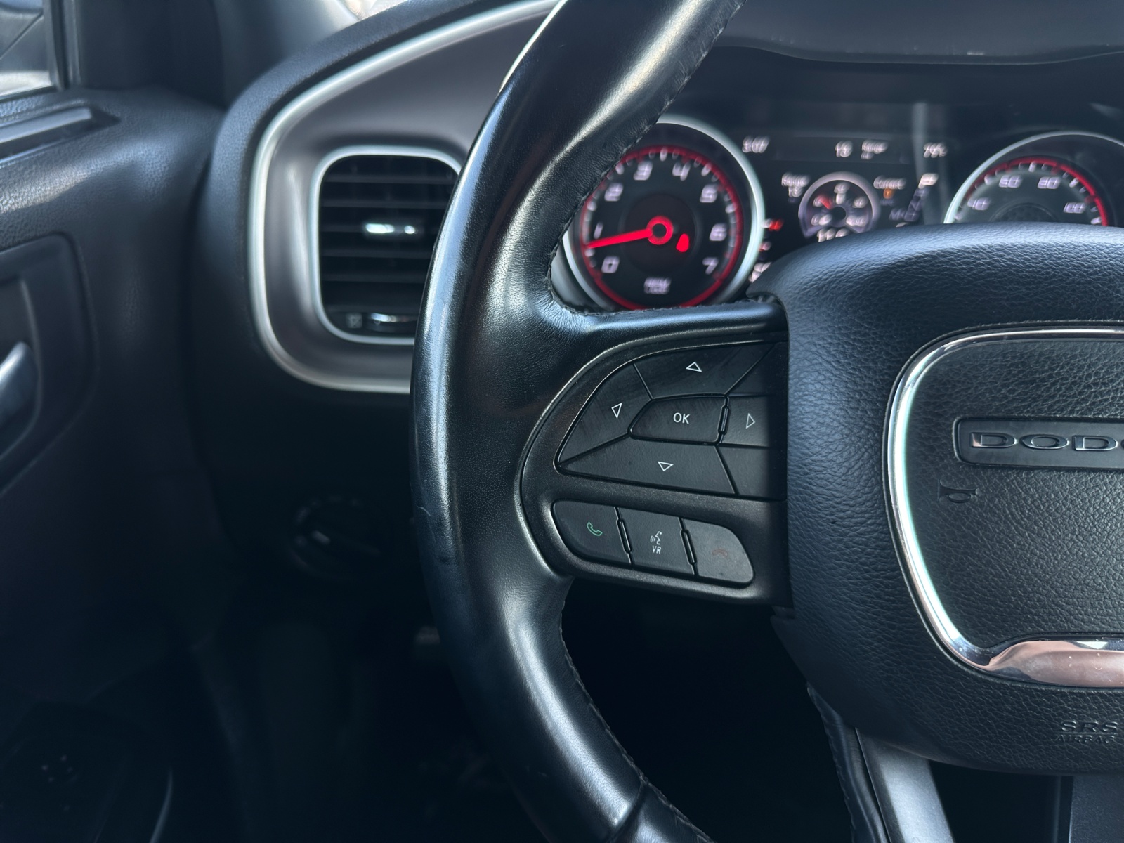 Dodge Charger photo 18