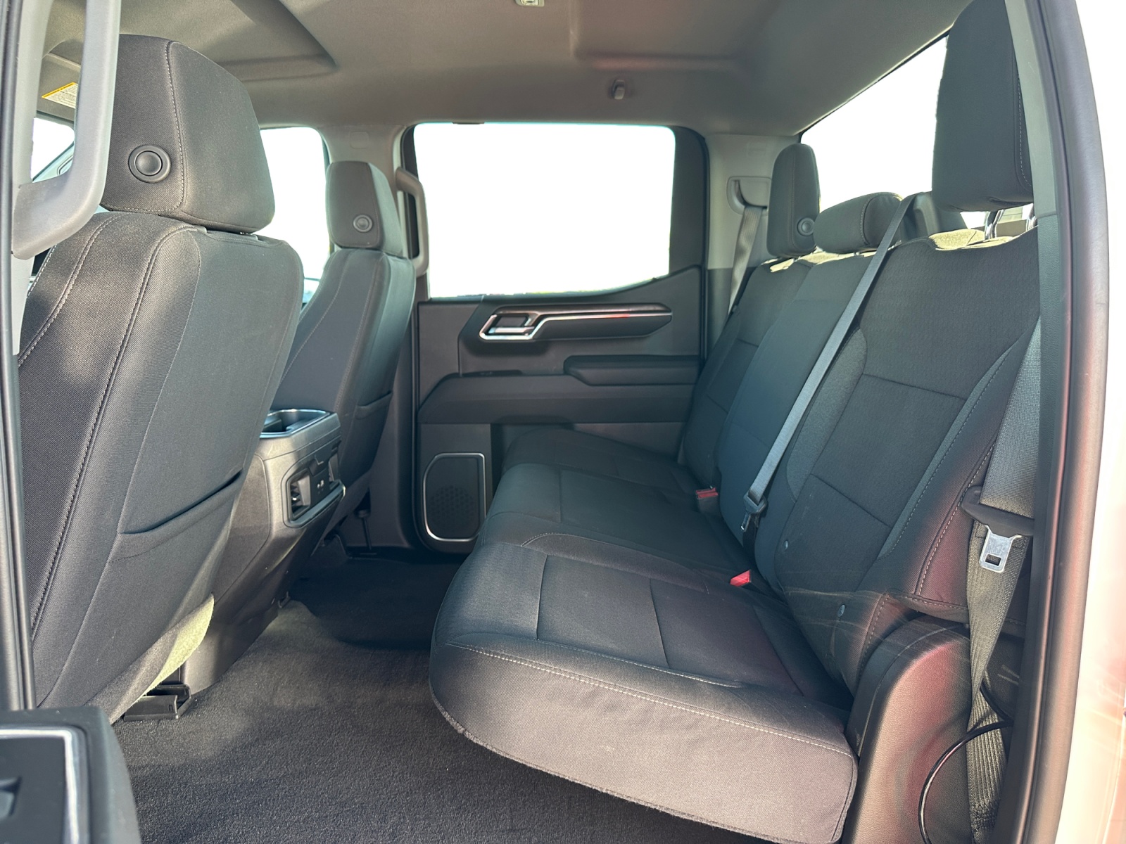 Chevrolet Silverado photo 13