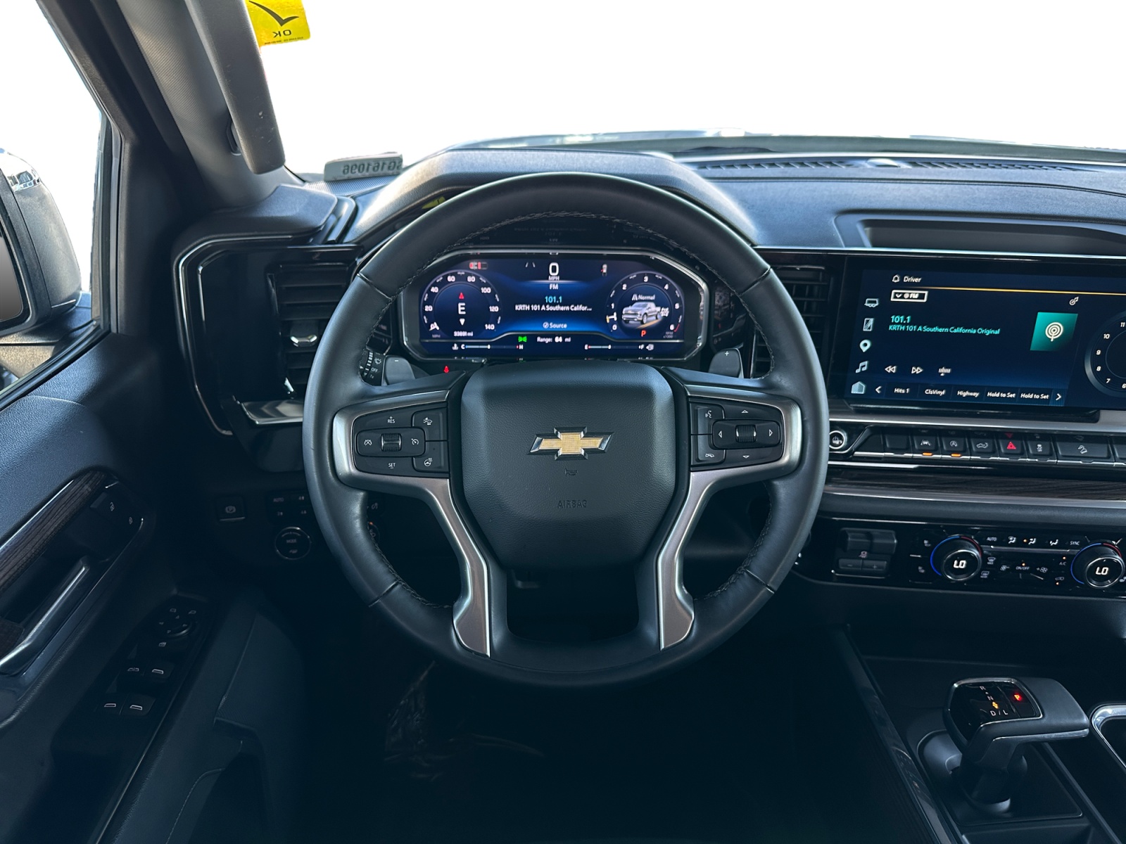 Chevrolet Silverado photo 12