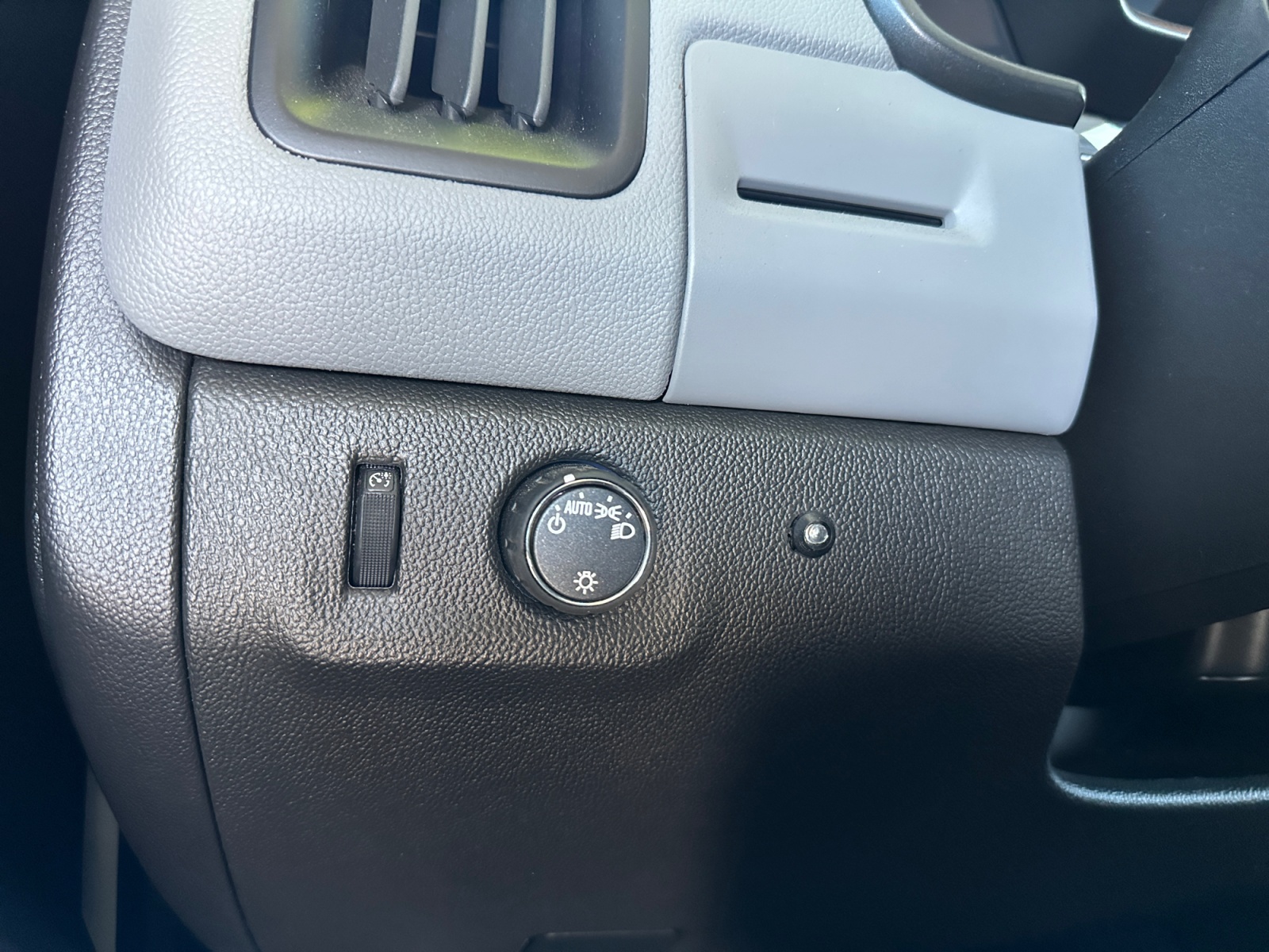 Chevrolet Colorado photo 18