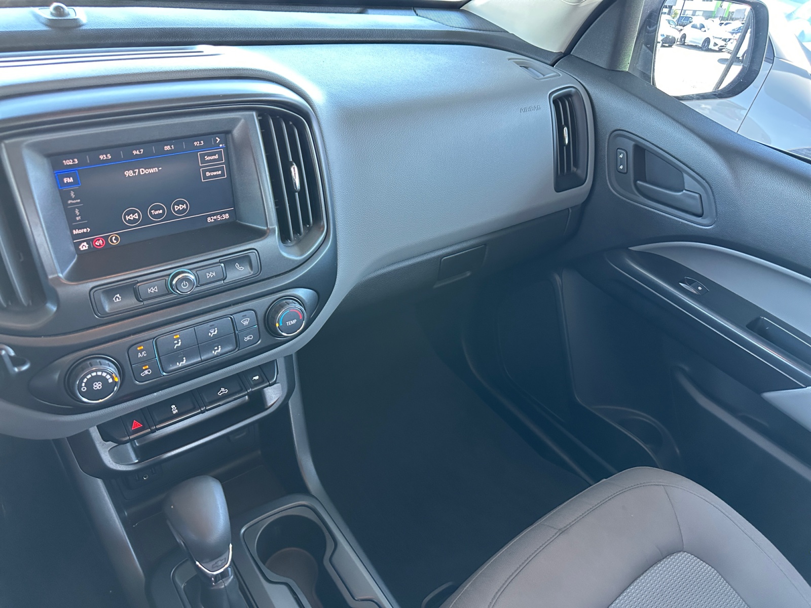 Chevrolet Colorado photo 24
