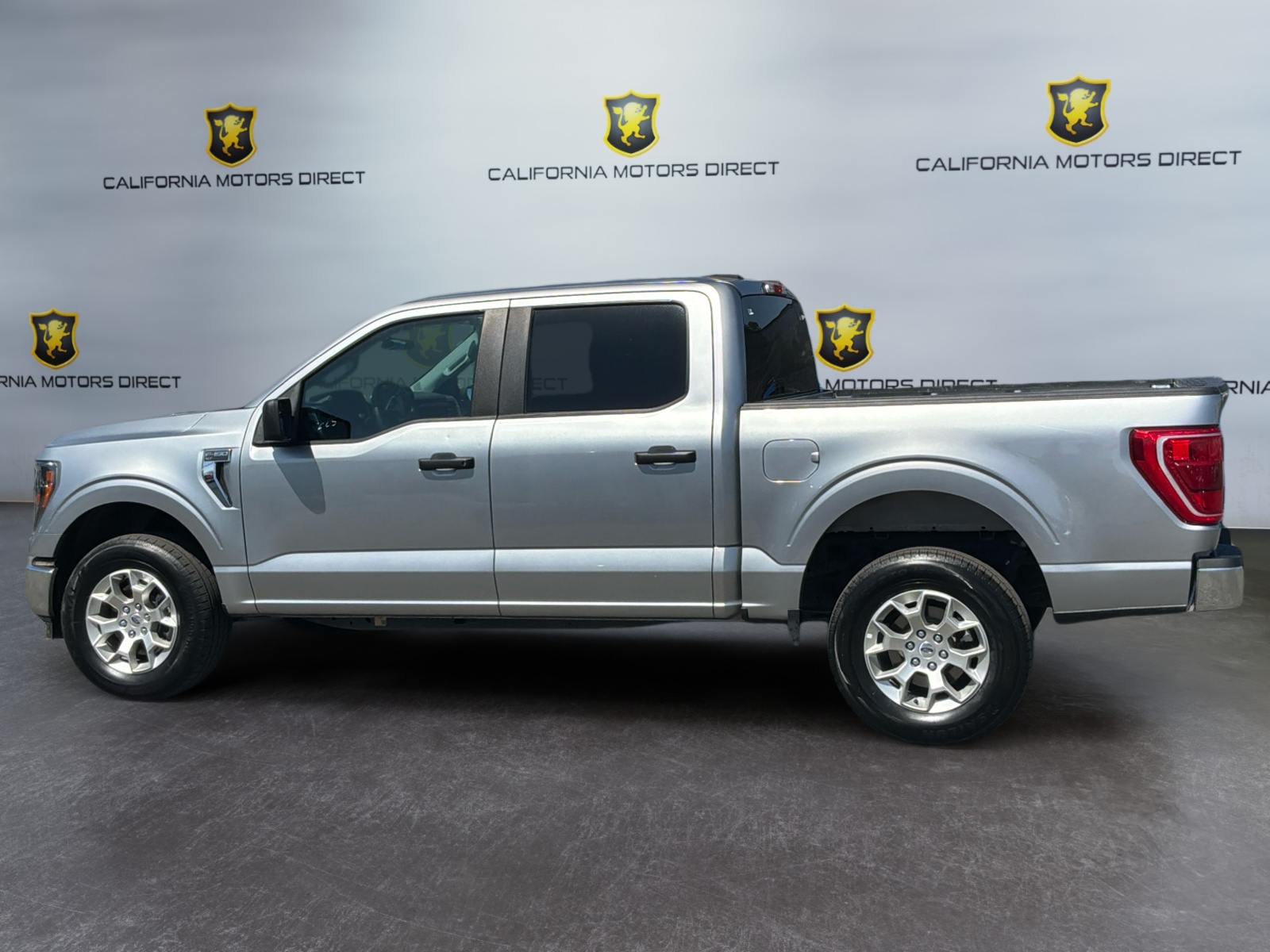Ford F-150 photo 2
