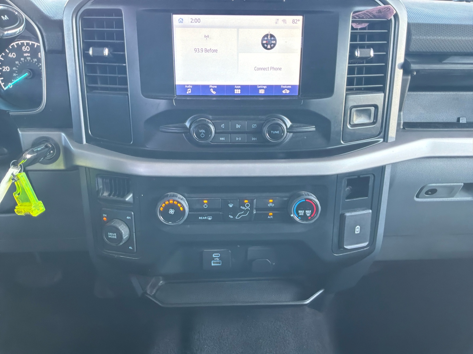 Ford F-150 photo 11