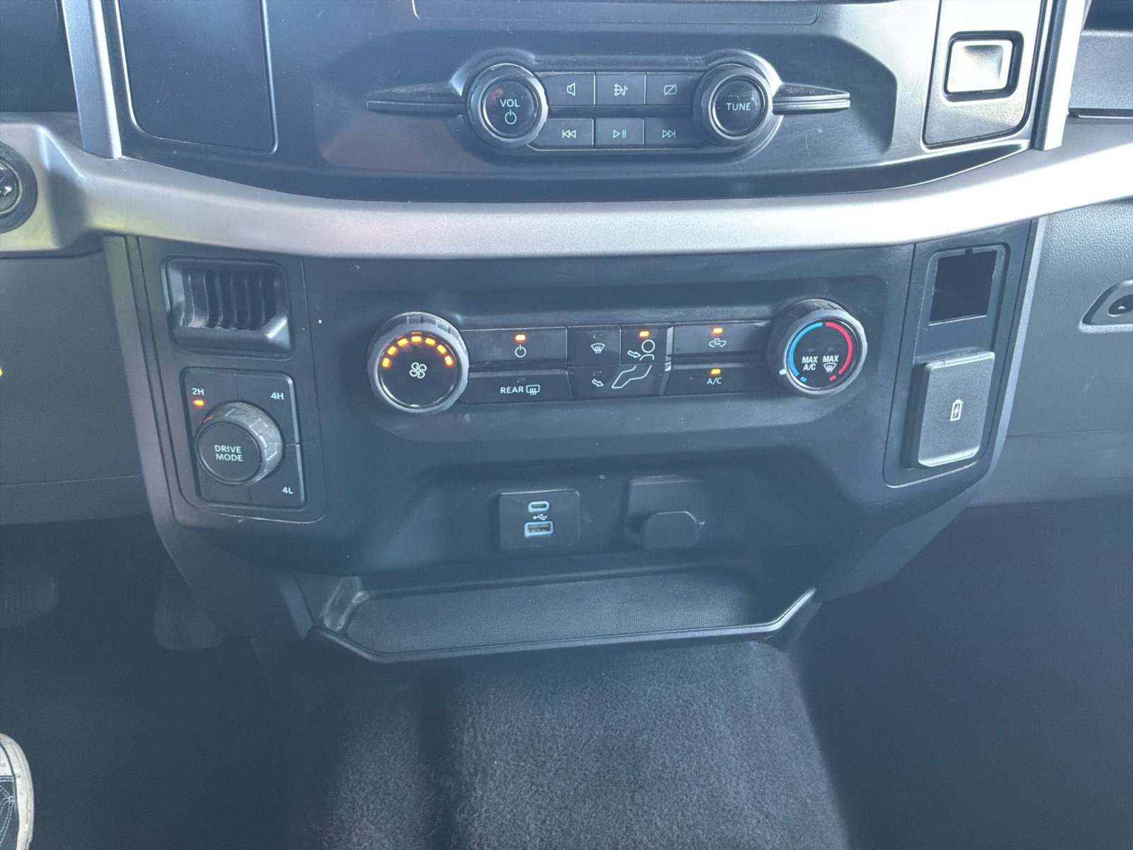 Ford F-150 photo 20