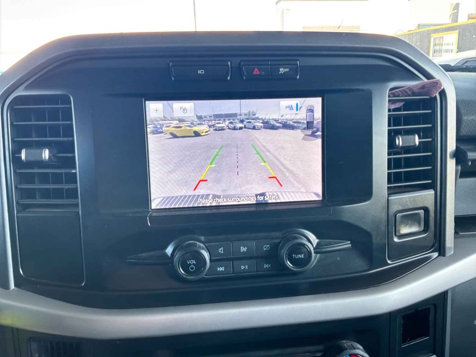 Ford F-150 photo 21