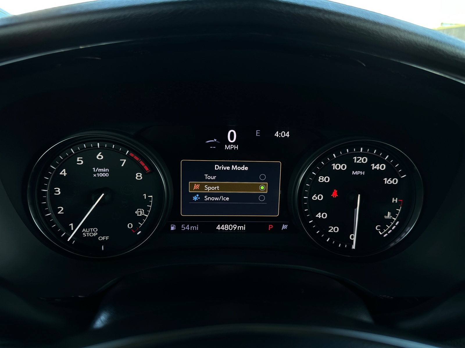 Cadillac XT5 photo 16