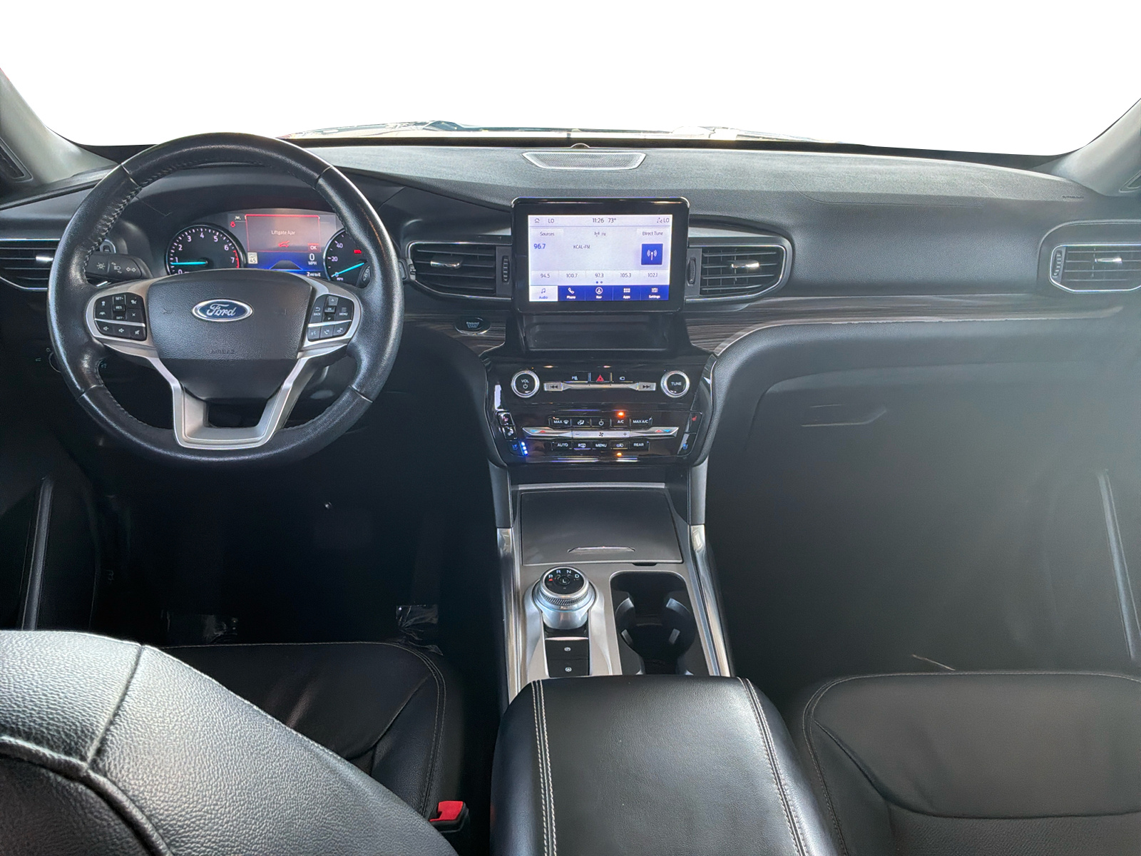 Ford Explorer photo 10