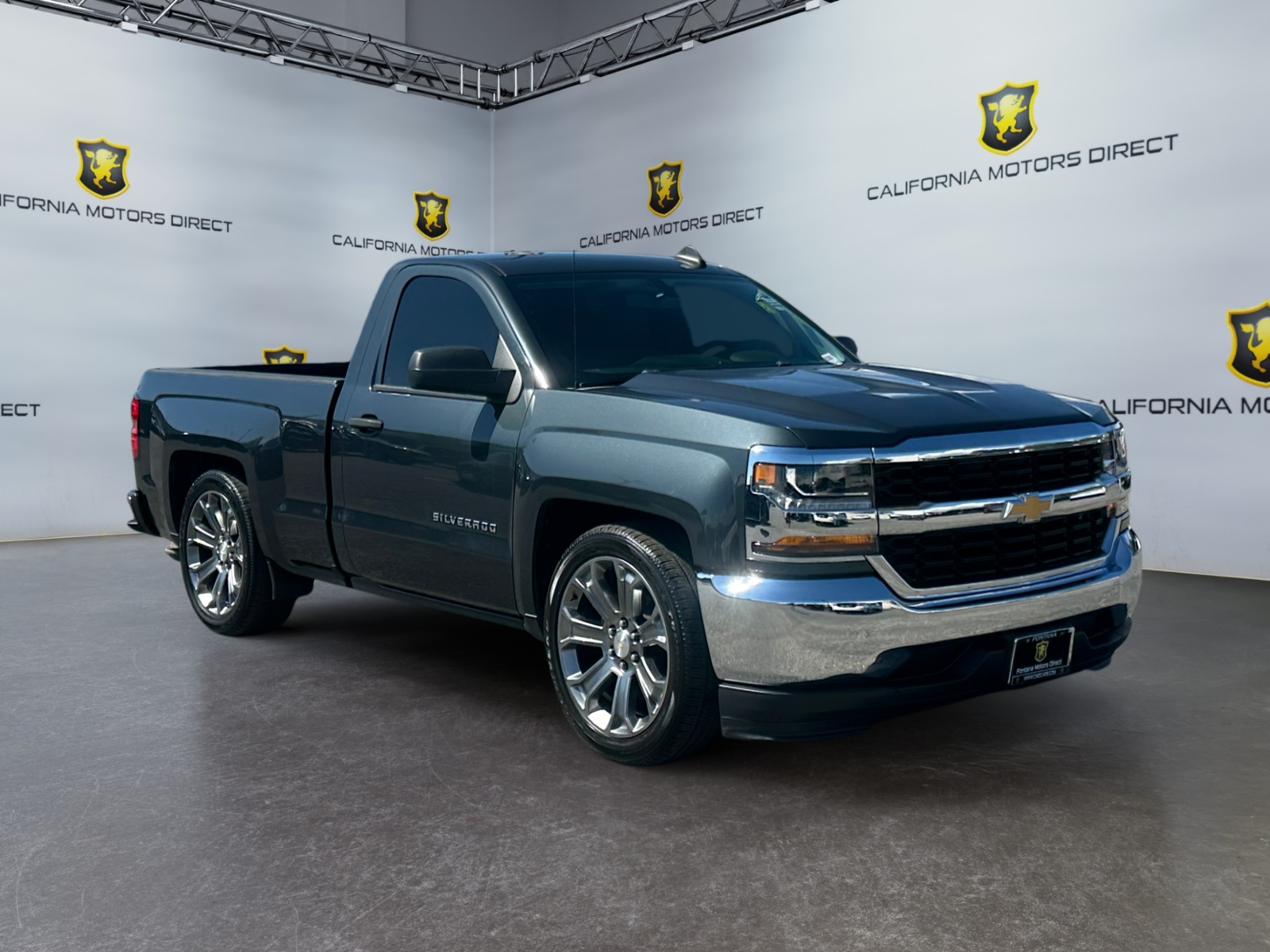 Chevrolet Silverado photo 7