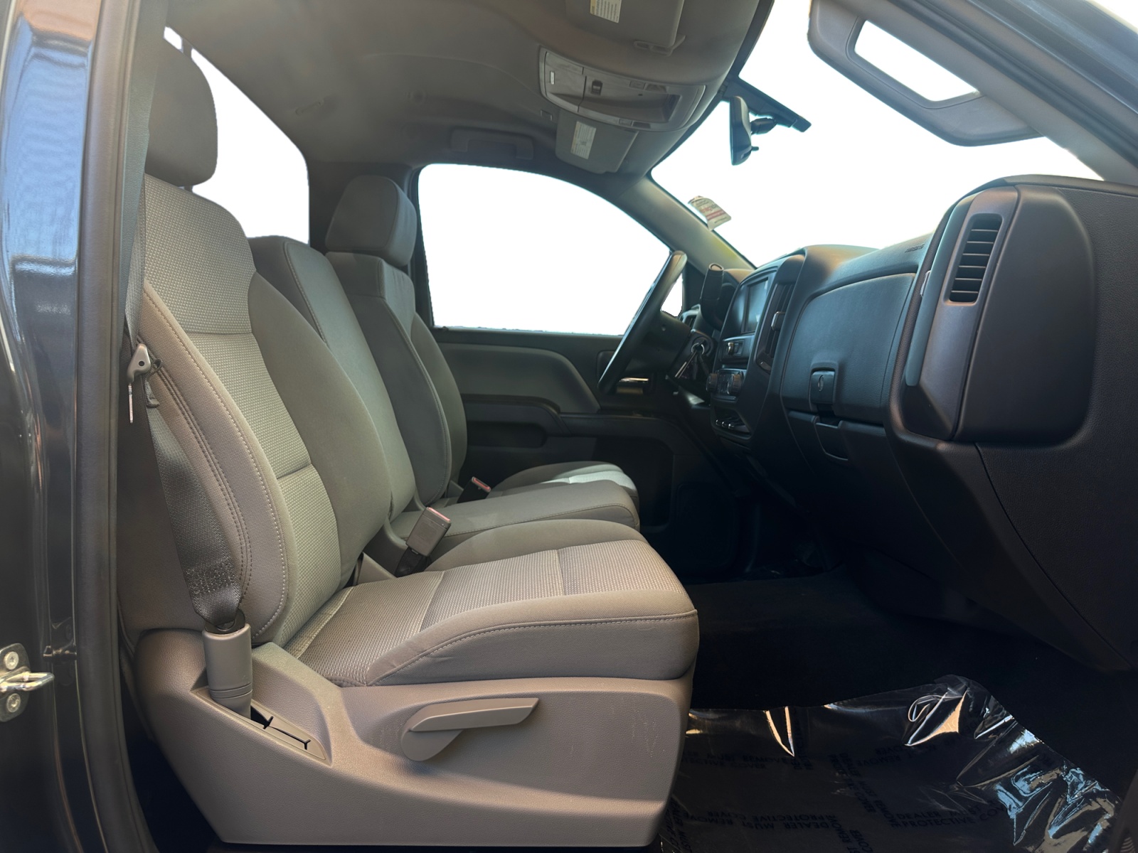 Chevrolet Silverado photo 13