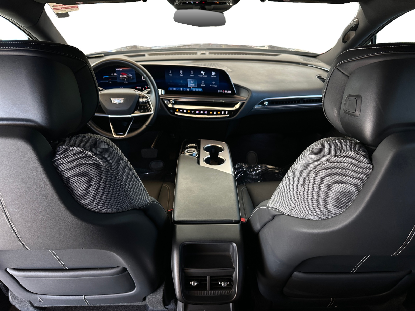 Cadillac Lyriq photo 10
