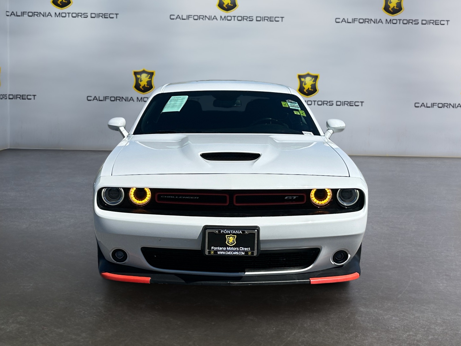 Dodge Challenger photo 8