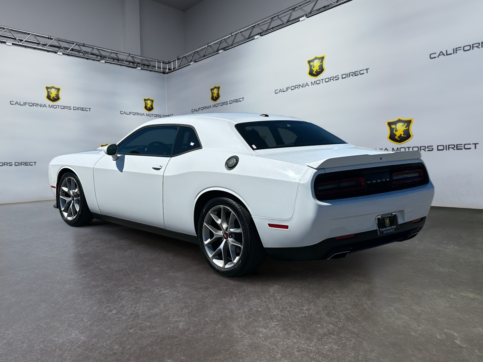 Dodge Challenger photo 3