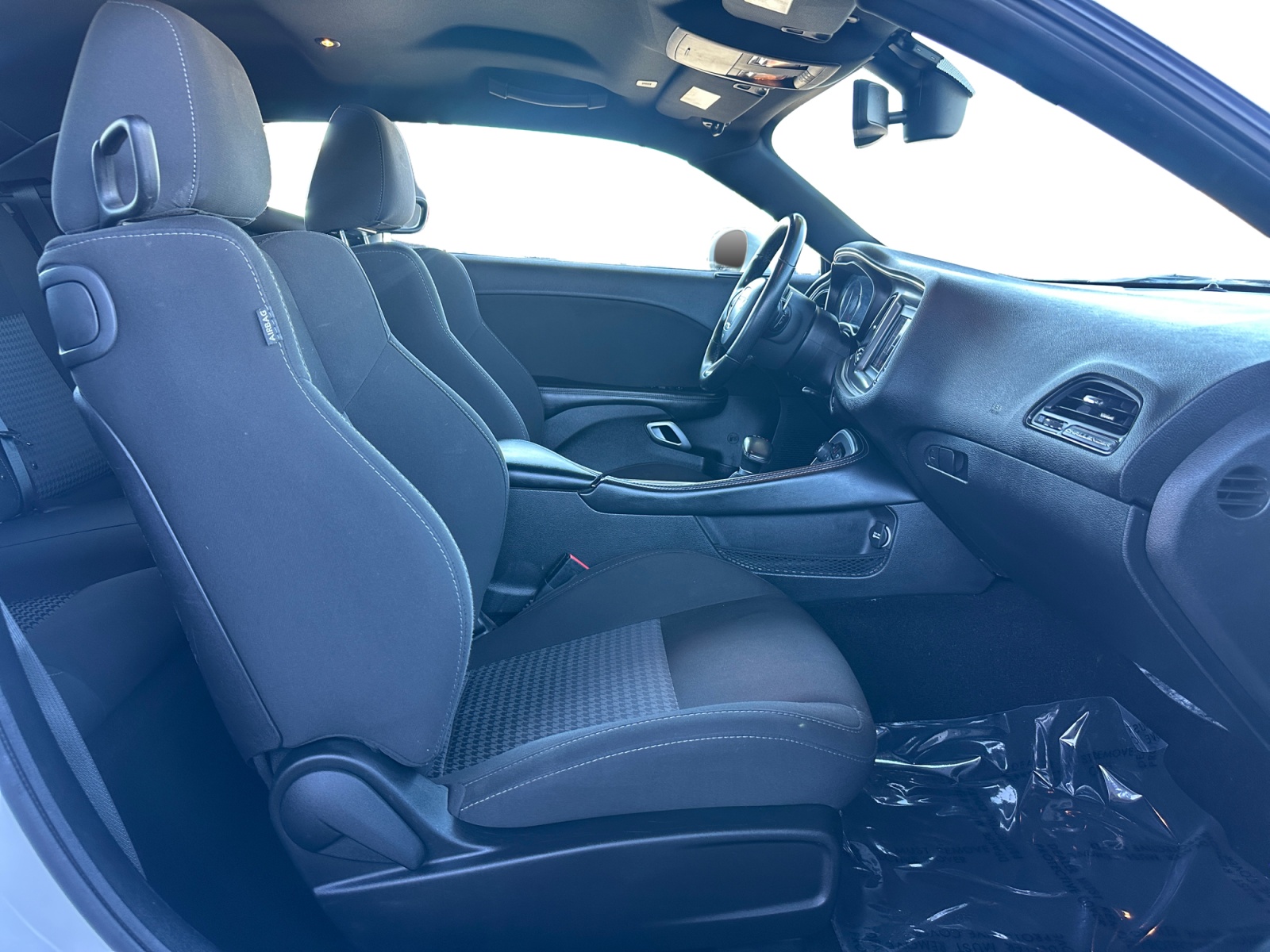 Dodge Challenger photo 15