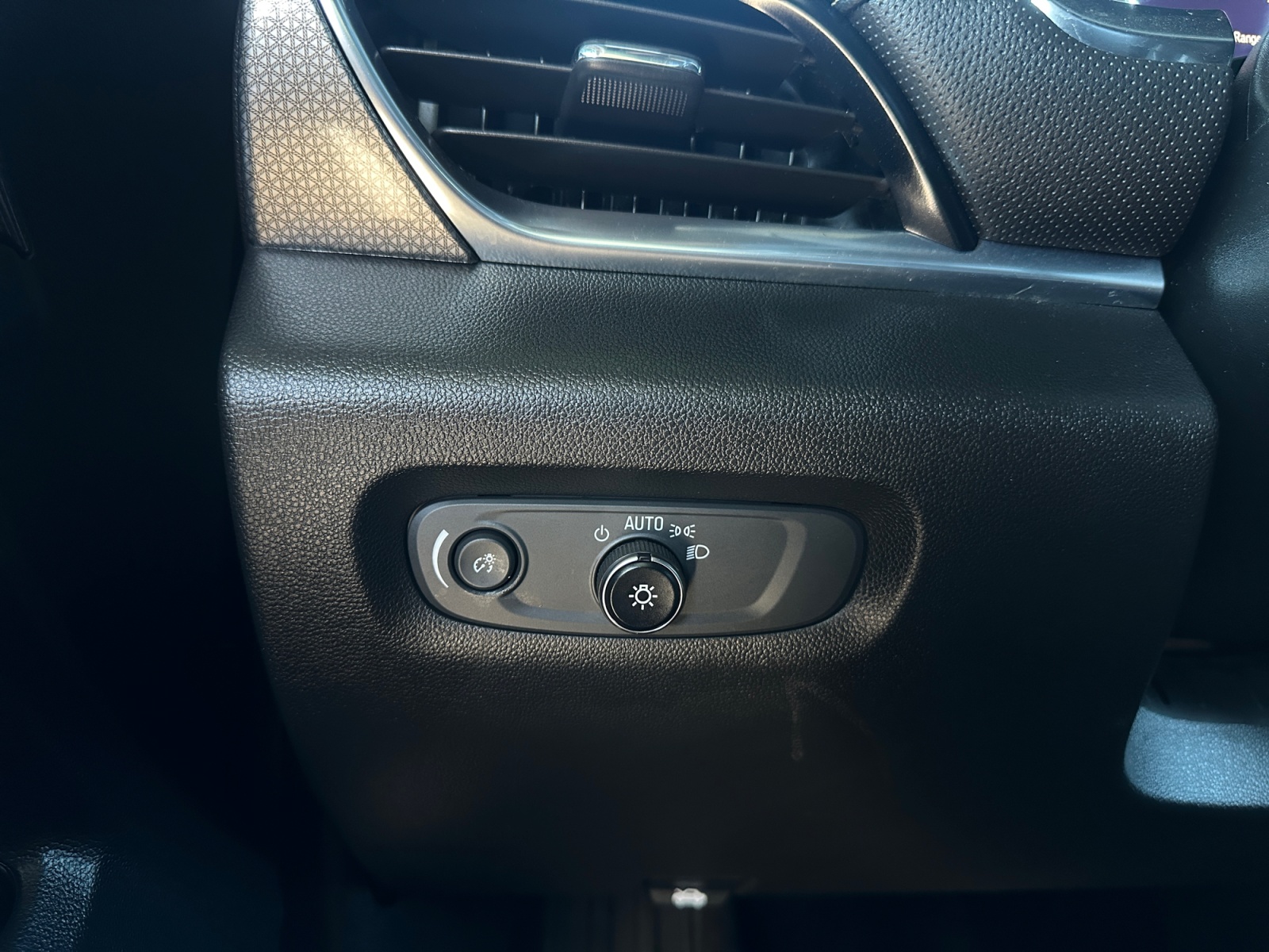 Chevrolet Traverse photo 20