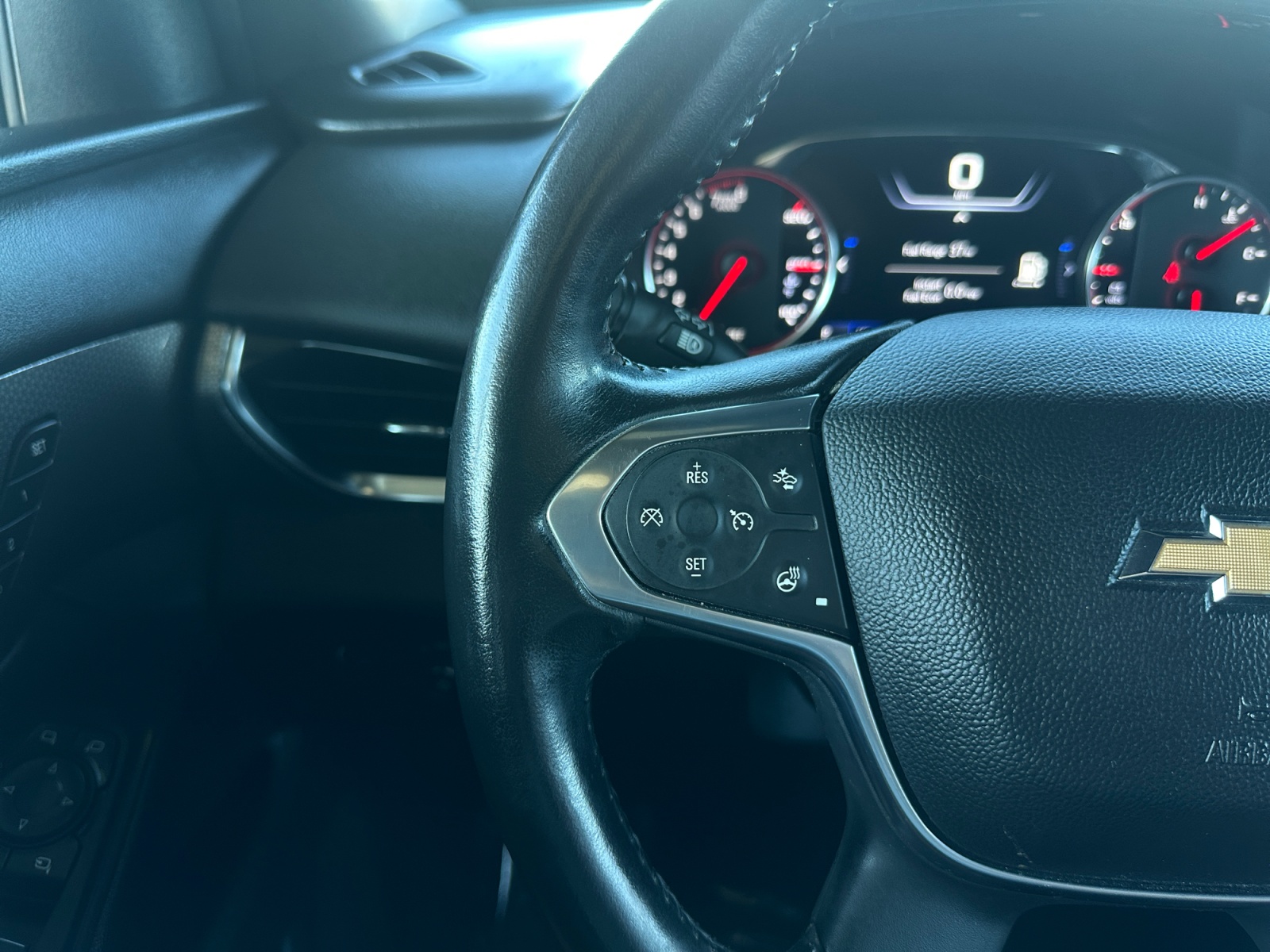 Chevrolet Traverse photo 21